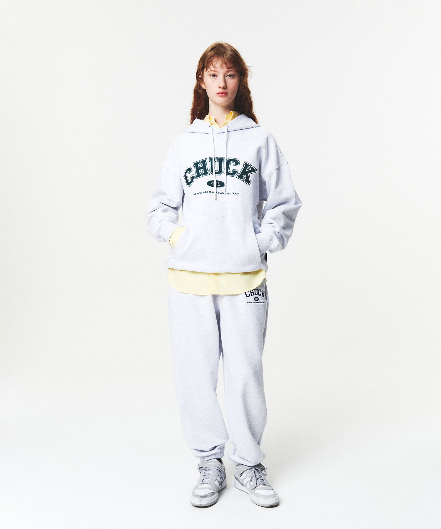 CHUCK アプリケアーチロゴフーディ / CHUCK APPLIQUE ARCH LOGO HOODIE (LIGHT GRAY&GREEN)