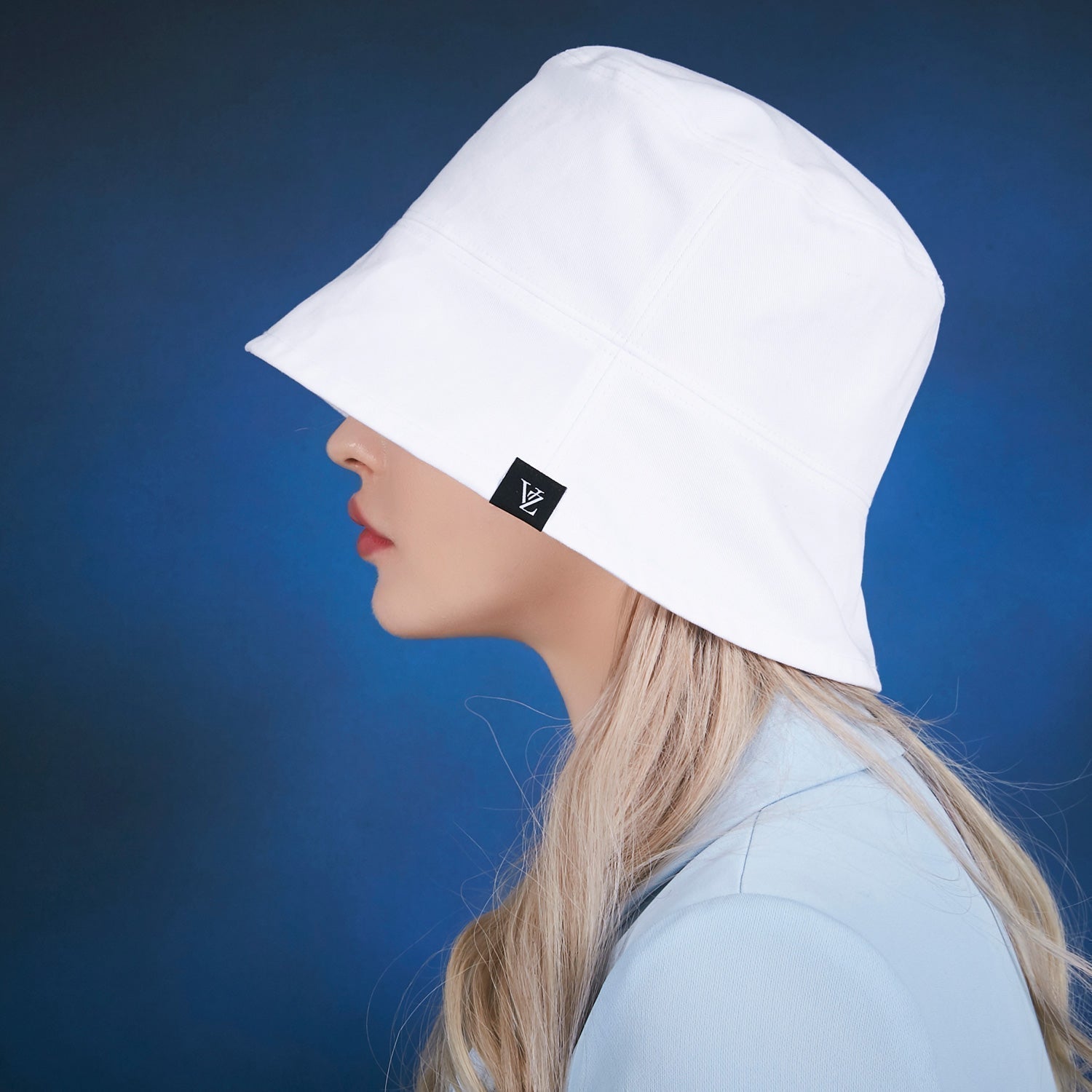 Label drop over fit bucket hat