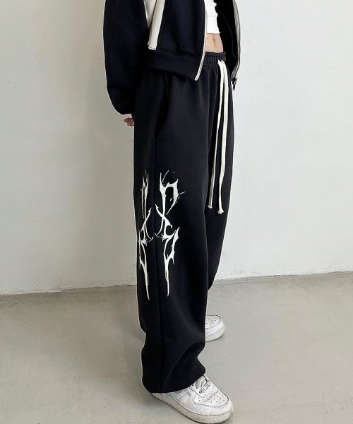 threetimes スウェット Sporty cropped mtm