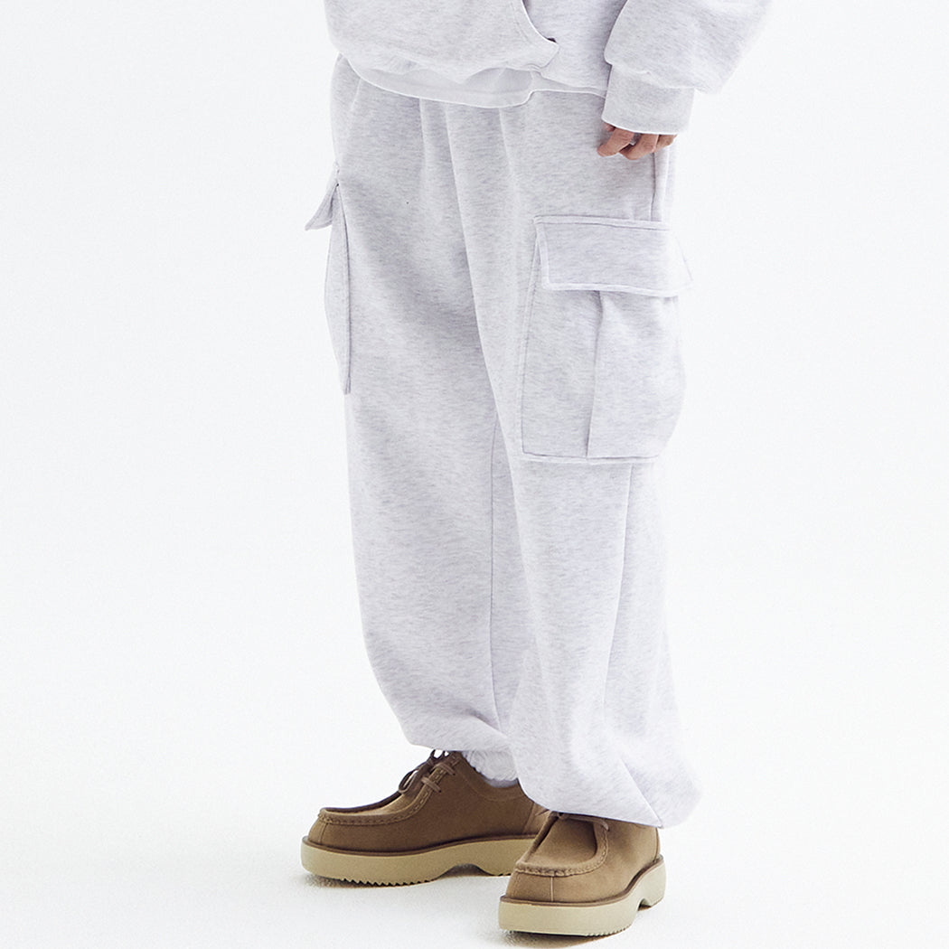 Balloon over cargo fleece jogger pants White Melange