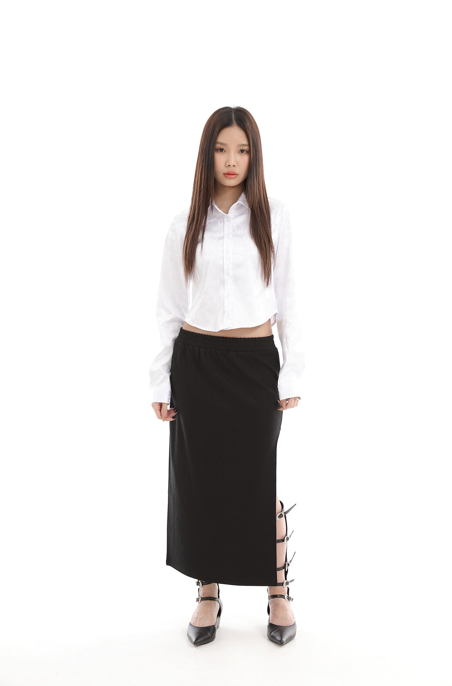 Round slit skirt