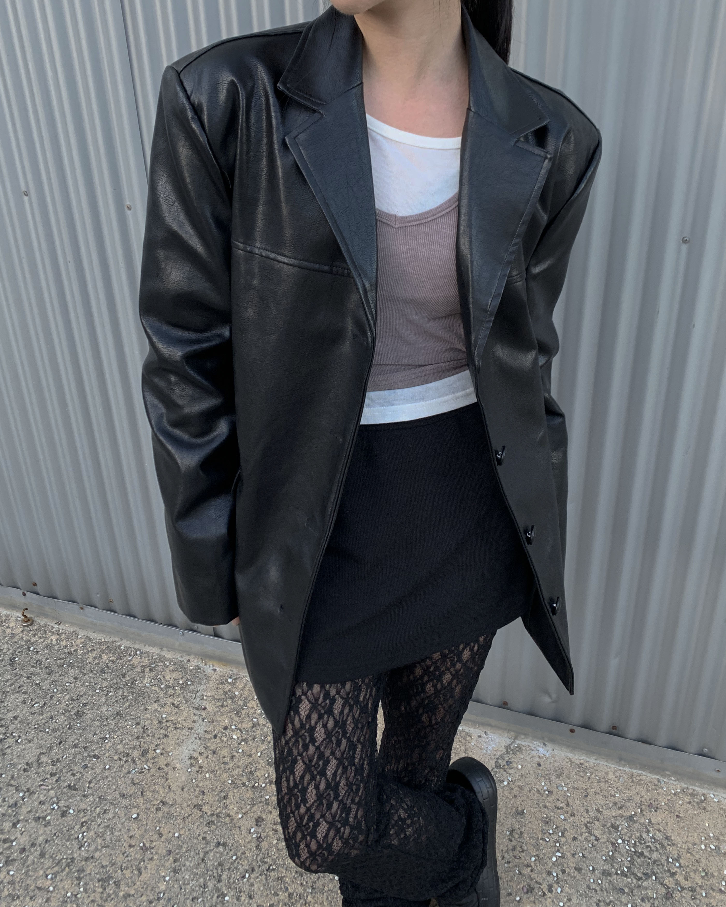 Leather half jacket