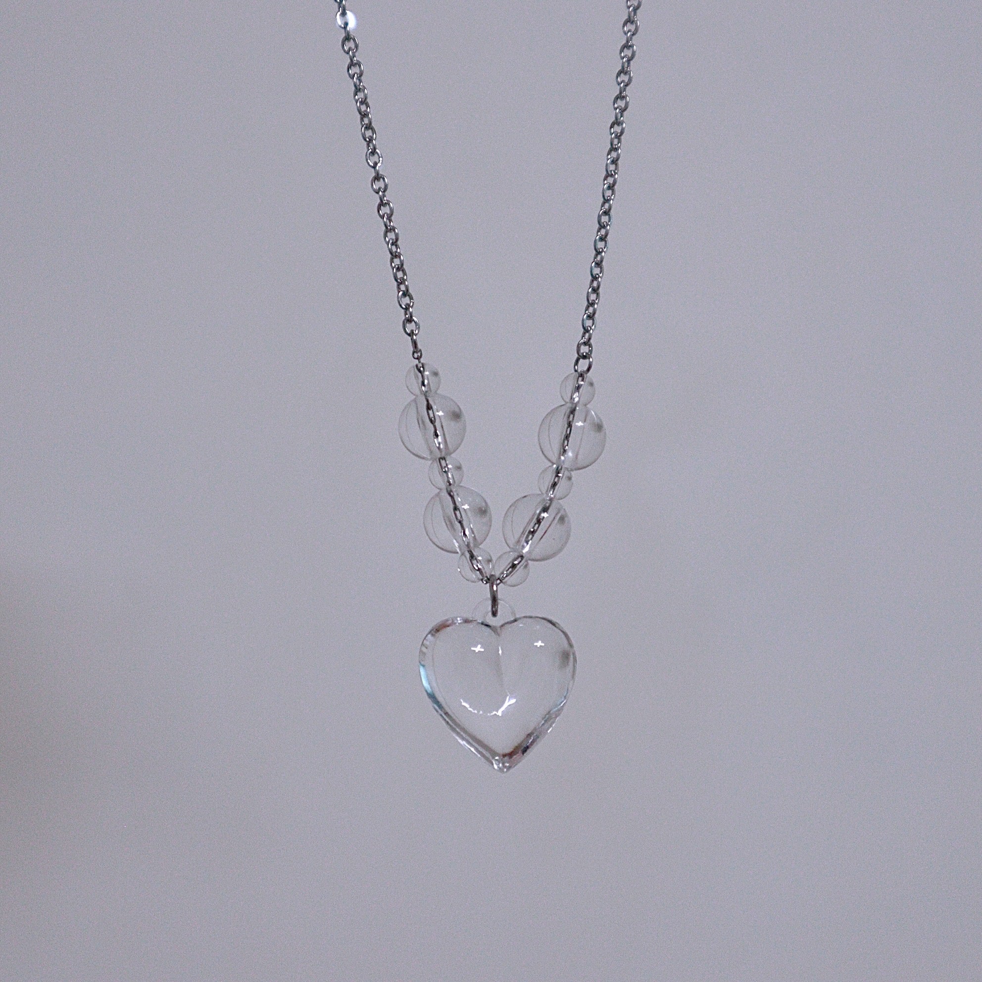 transparent heart bead necklace