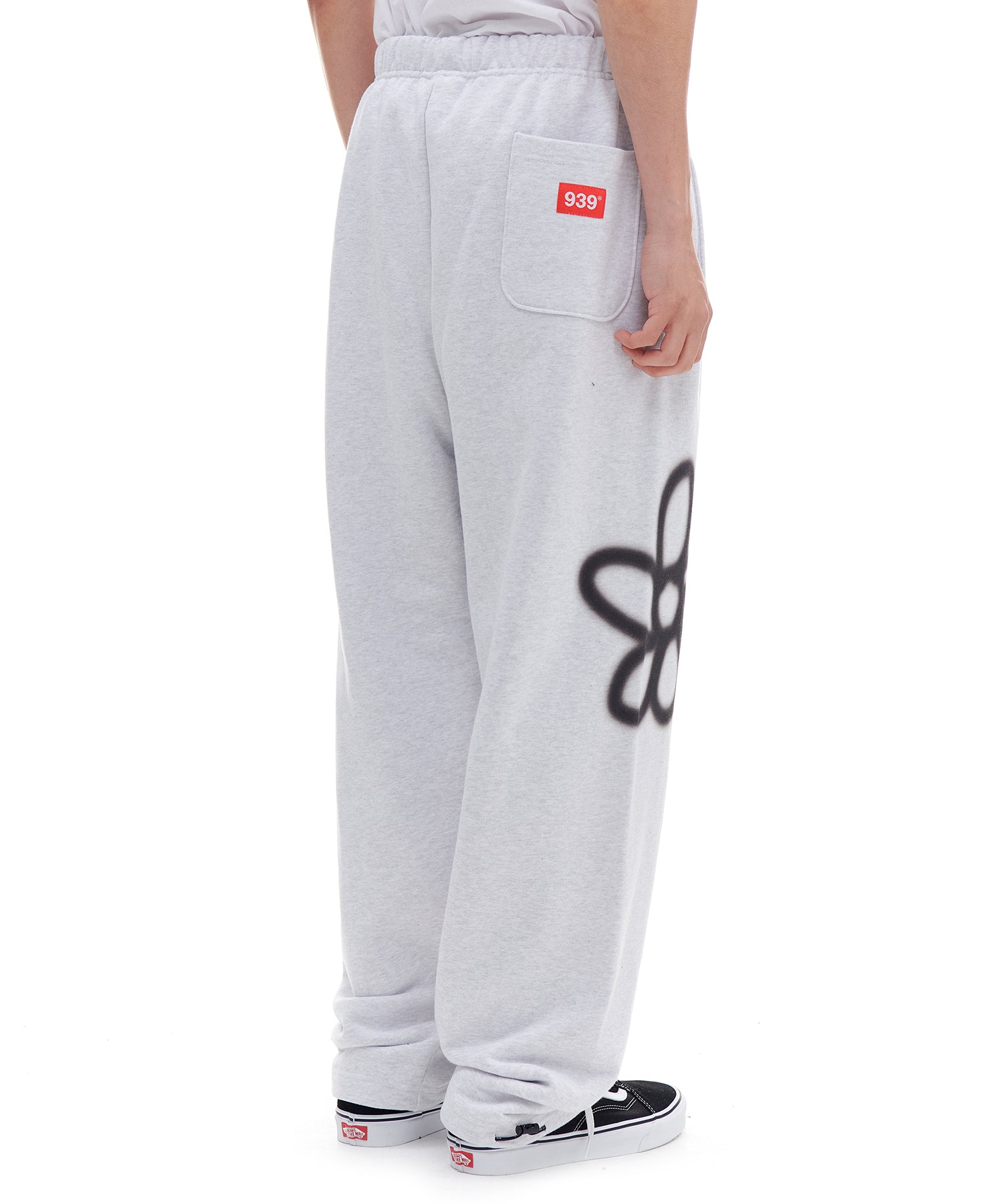 939 DAISY SWEAT PANTS (LIGHT GRAY)