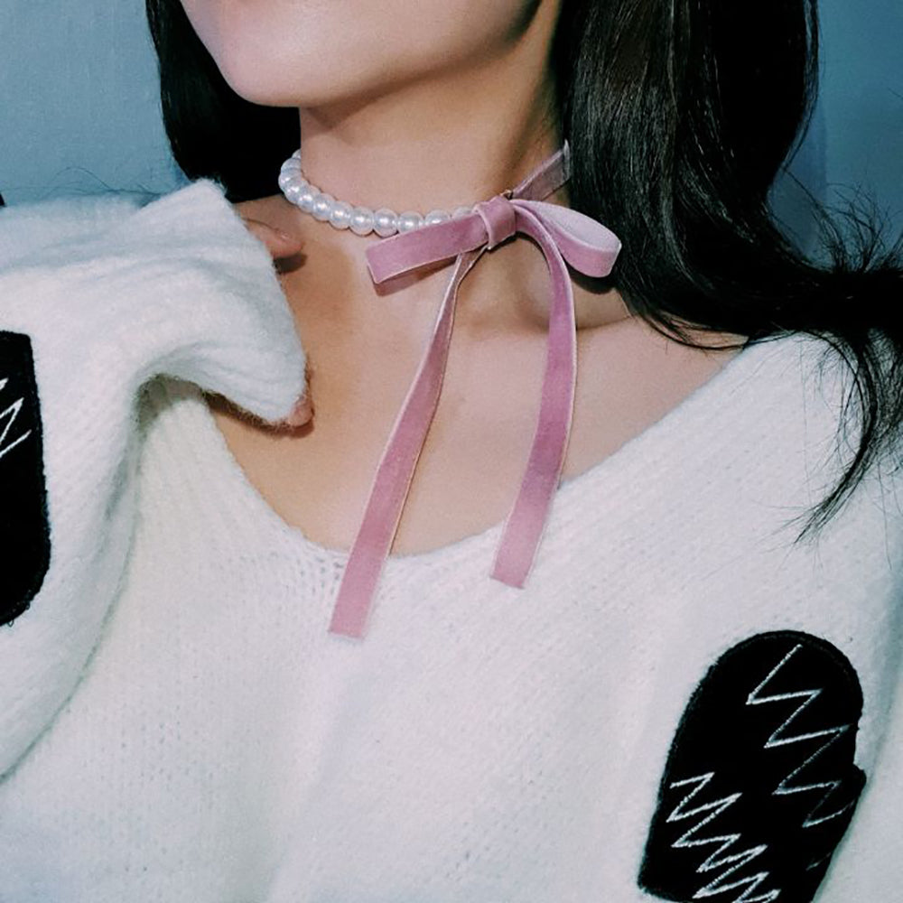 lovely ribbon velvet choker