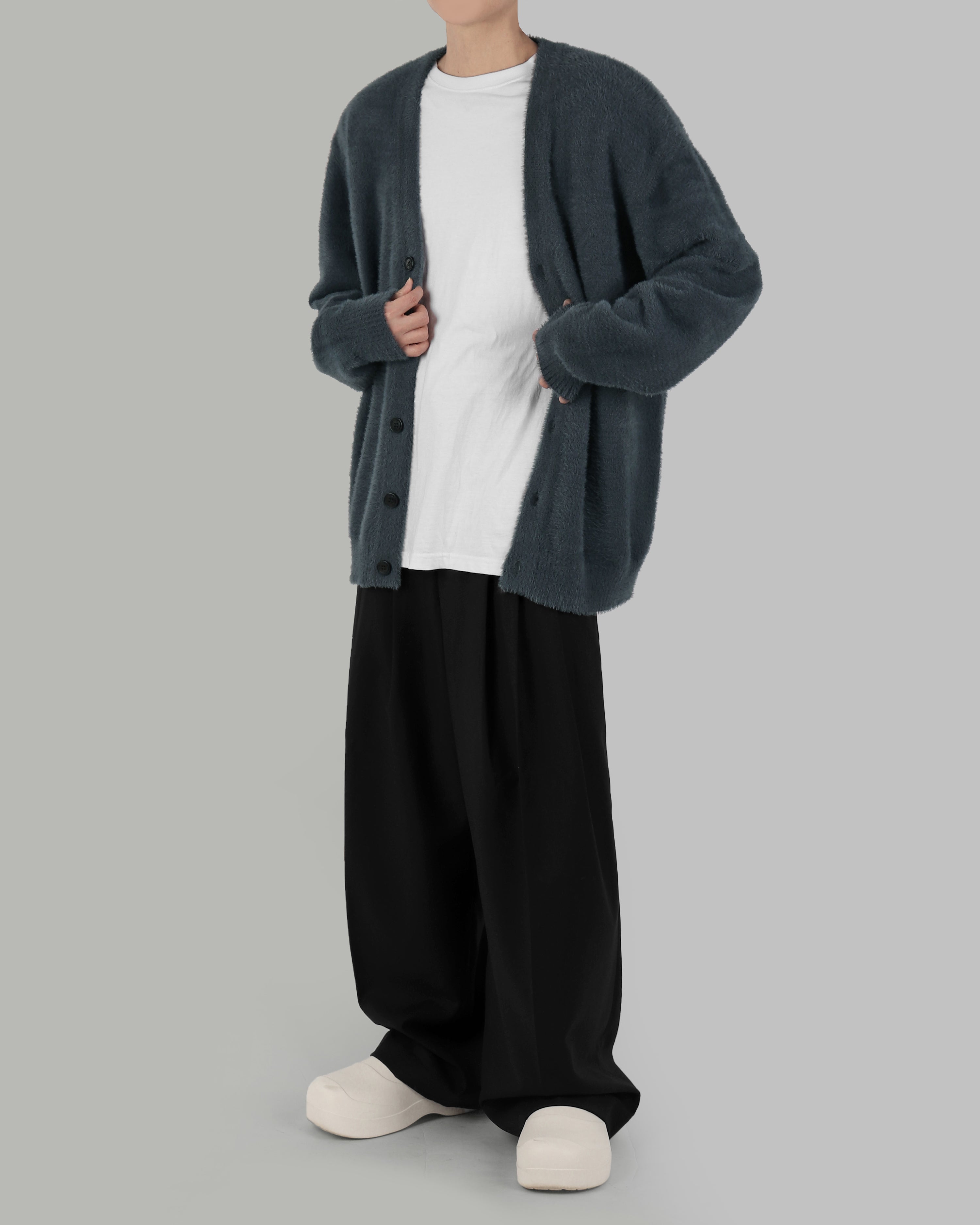 Multi tuck wide slacks