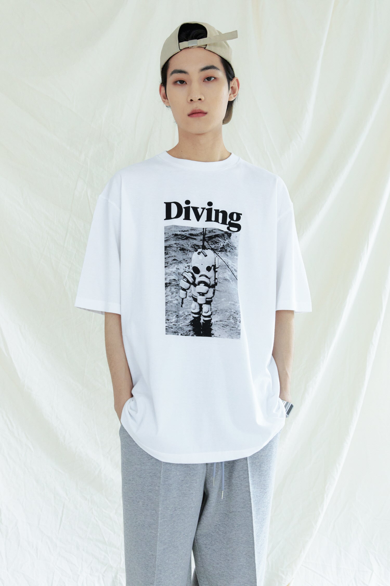 DIVING GRAPHIC T-SHIRTS WHITE