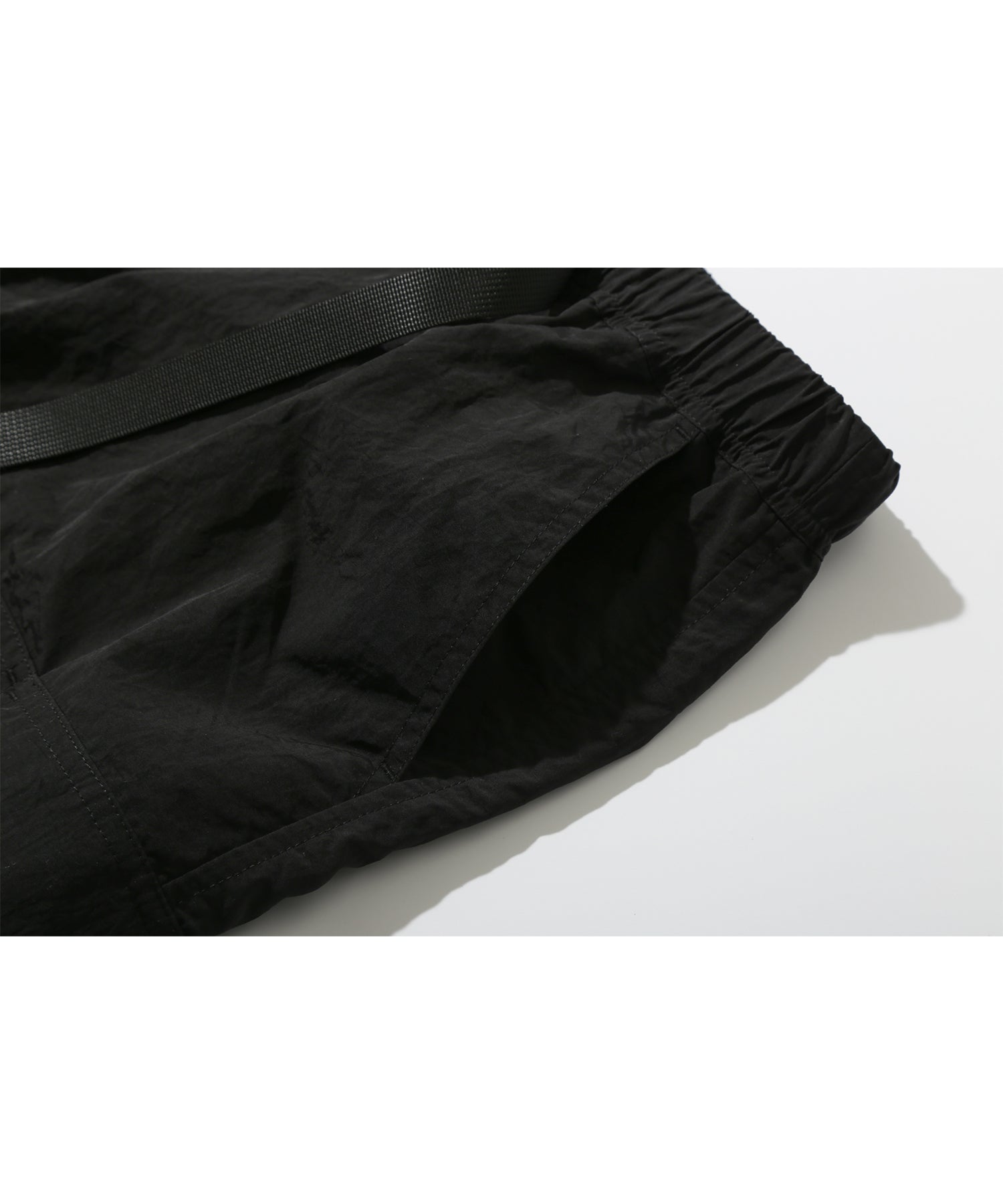 Multi Pocket Cropped Pants (Black)