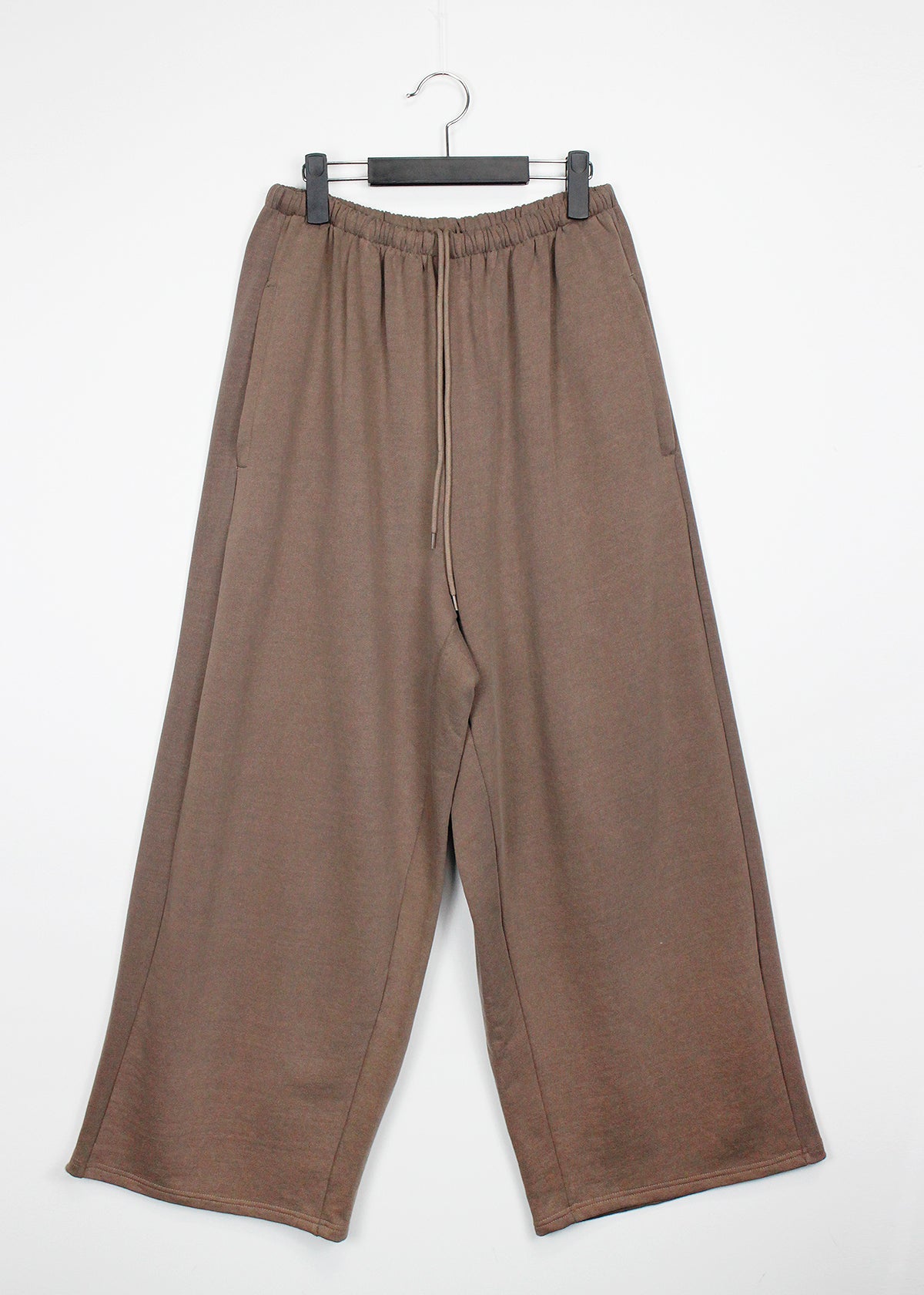 Must wide training pants (2color)