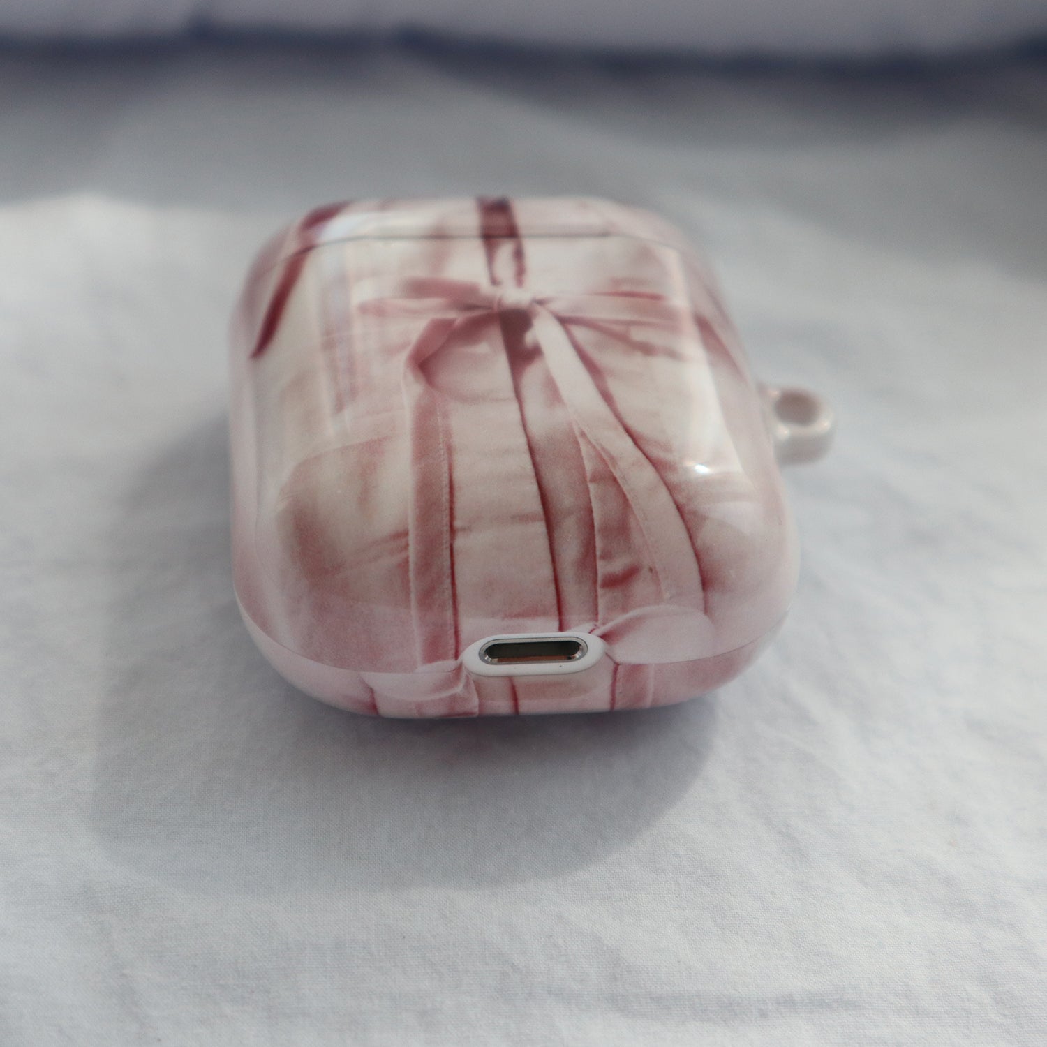 pink ribbon airpods case. (1&2, 3, pro1, pro2)