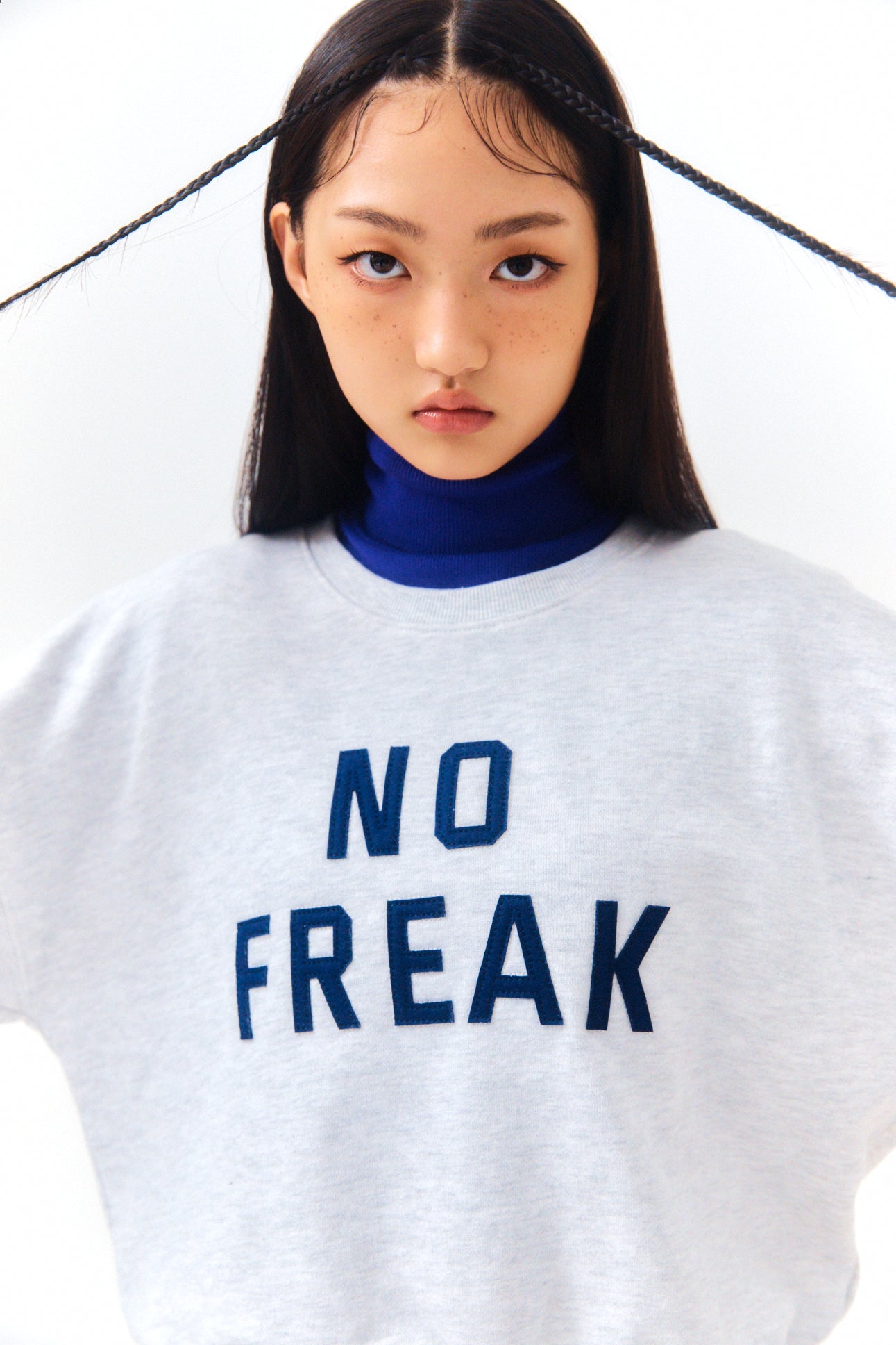 NO FREAK CROP SWEATSHIRTS MELANGE WHITE