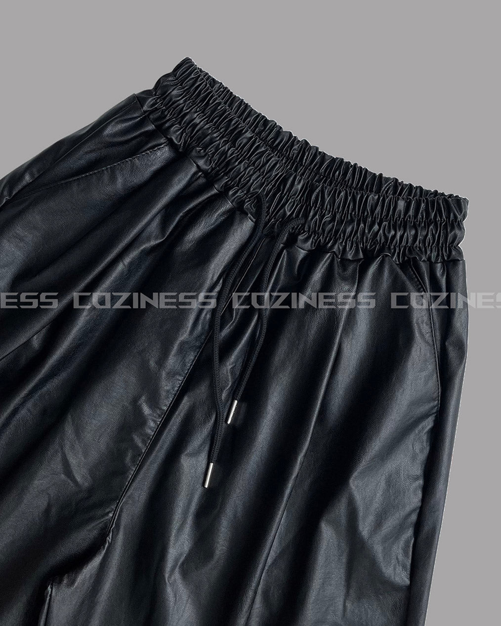 SI Leather Bermuda banding pants