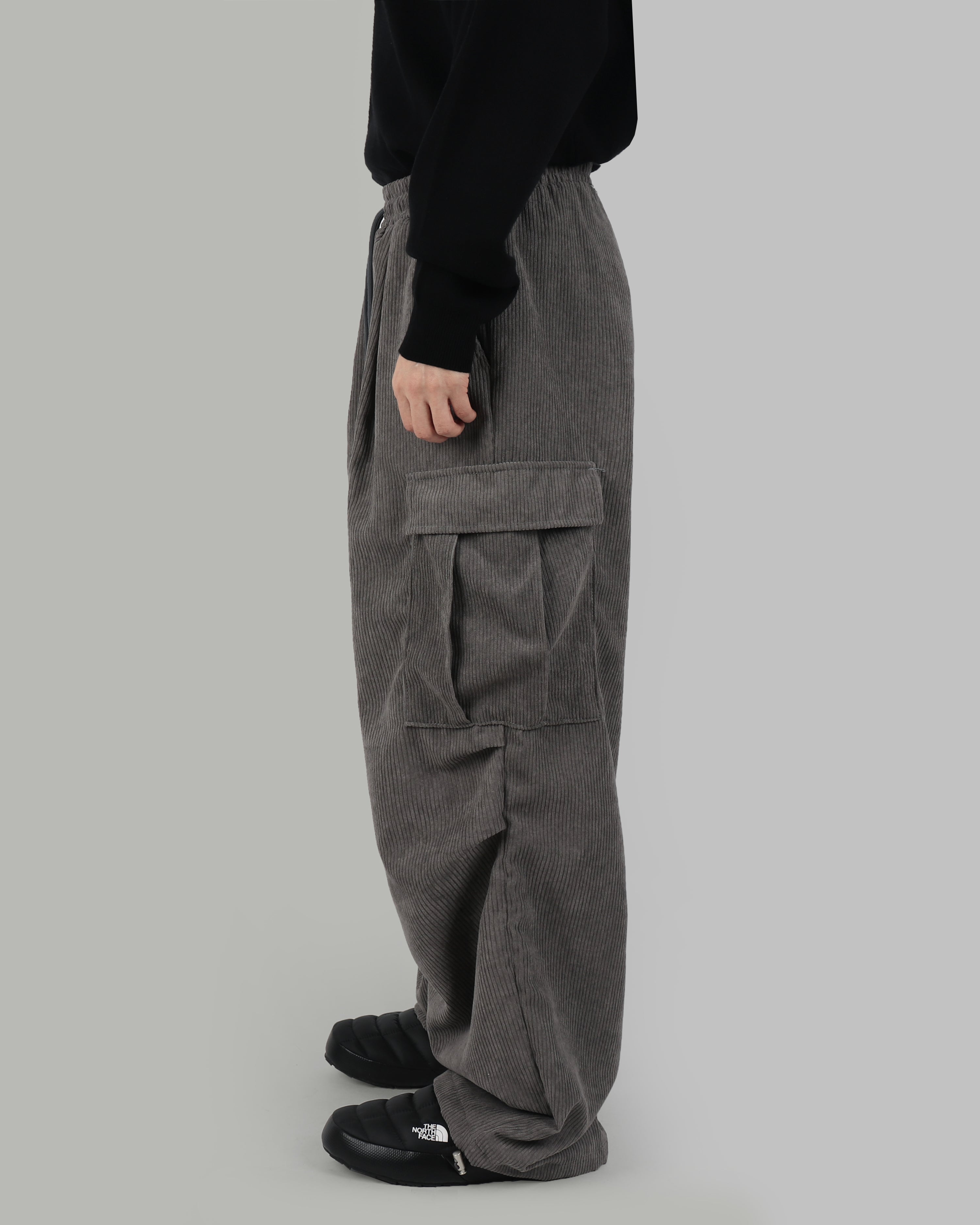 Logan Golden Cargo Pants