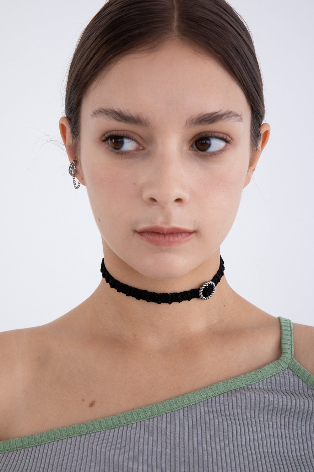 Vintage oval rope on black knit choker necklace