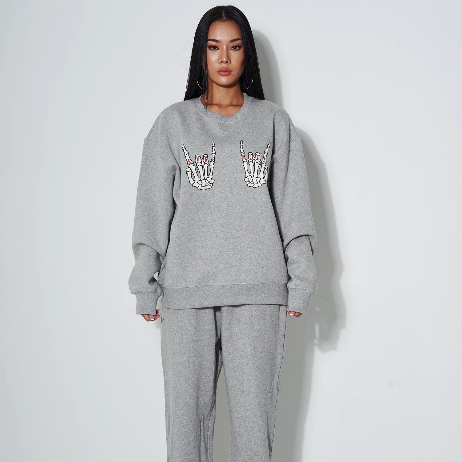 HAND SIGN SWEAT SHIRT GRAY