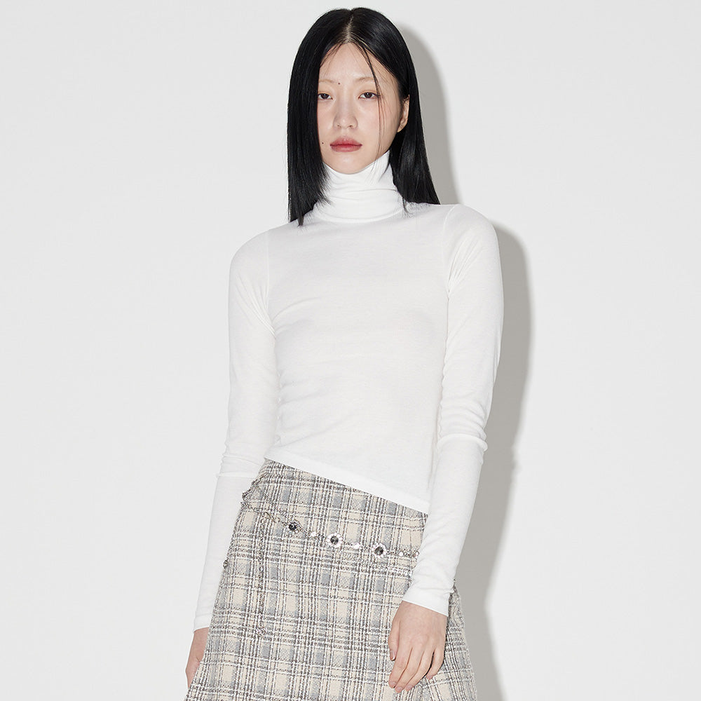 スリムフィットアンバランスタートルネック / Slim-fit Unbalance Turtleneck [WHITE]