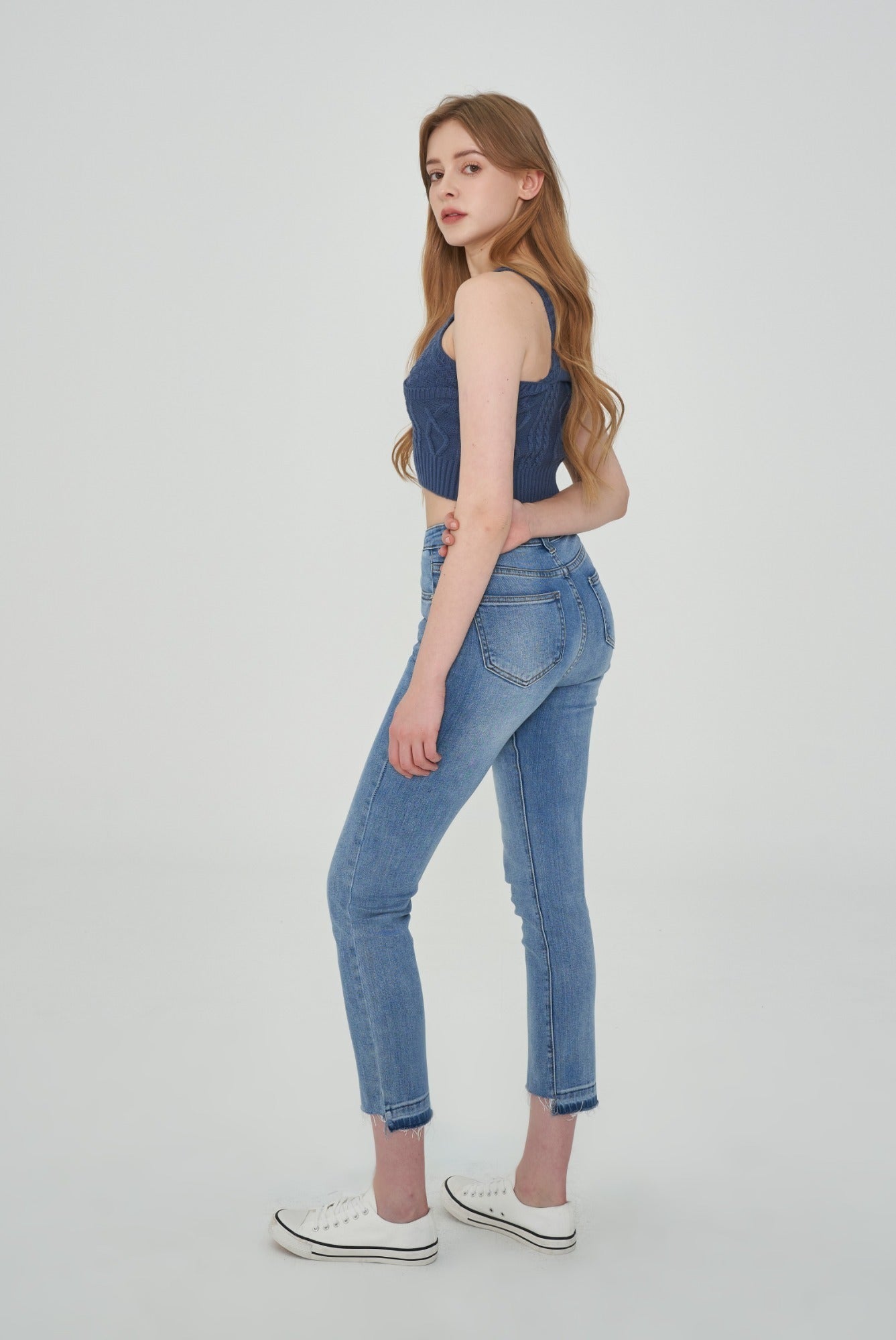 STRAIGHT FIT JEAN [6838]