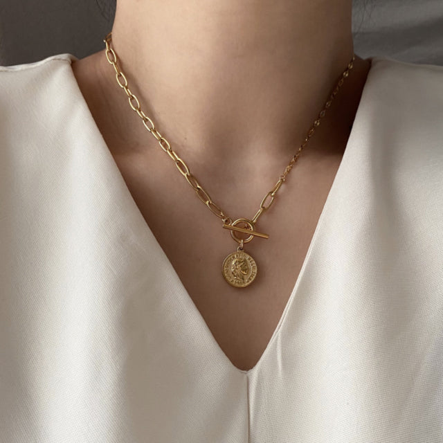 al Elizabethan coin toggle bar chain simple necklace