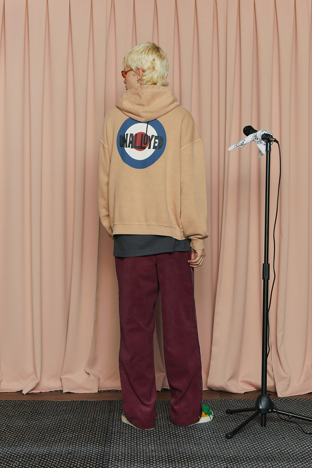 PIGMENT THE WHO HOODIE / BEIGE