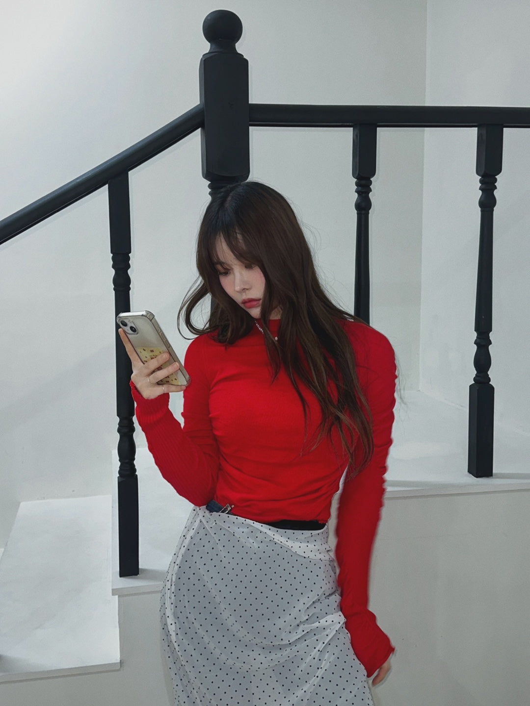 Apple red shirring long sleeve knit