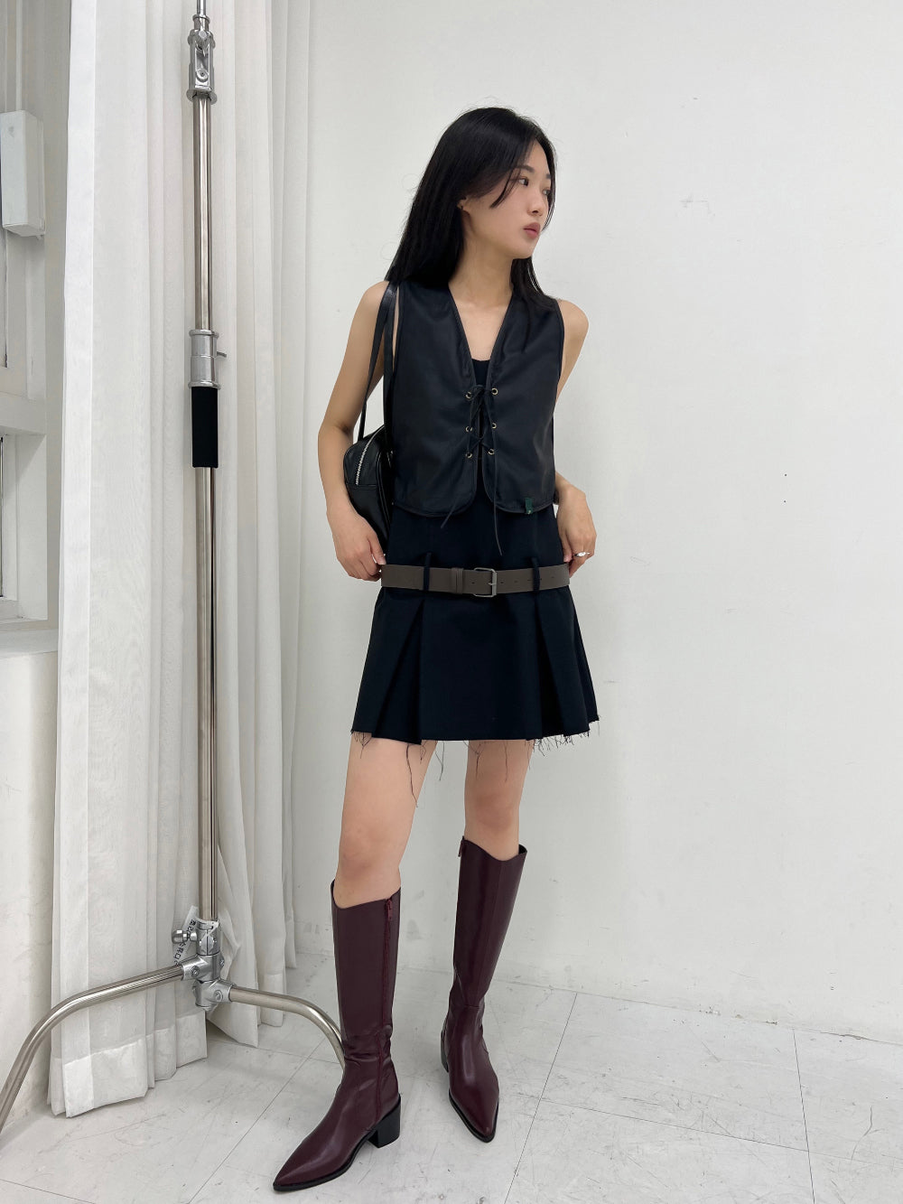 Grunge low-west belt one-piece (2 Color)