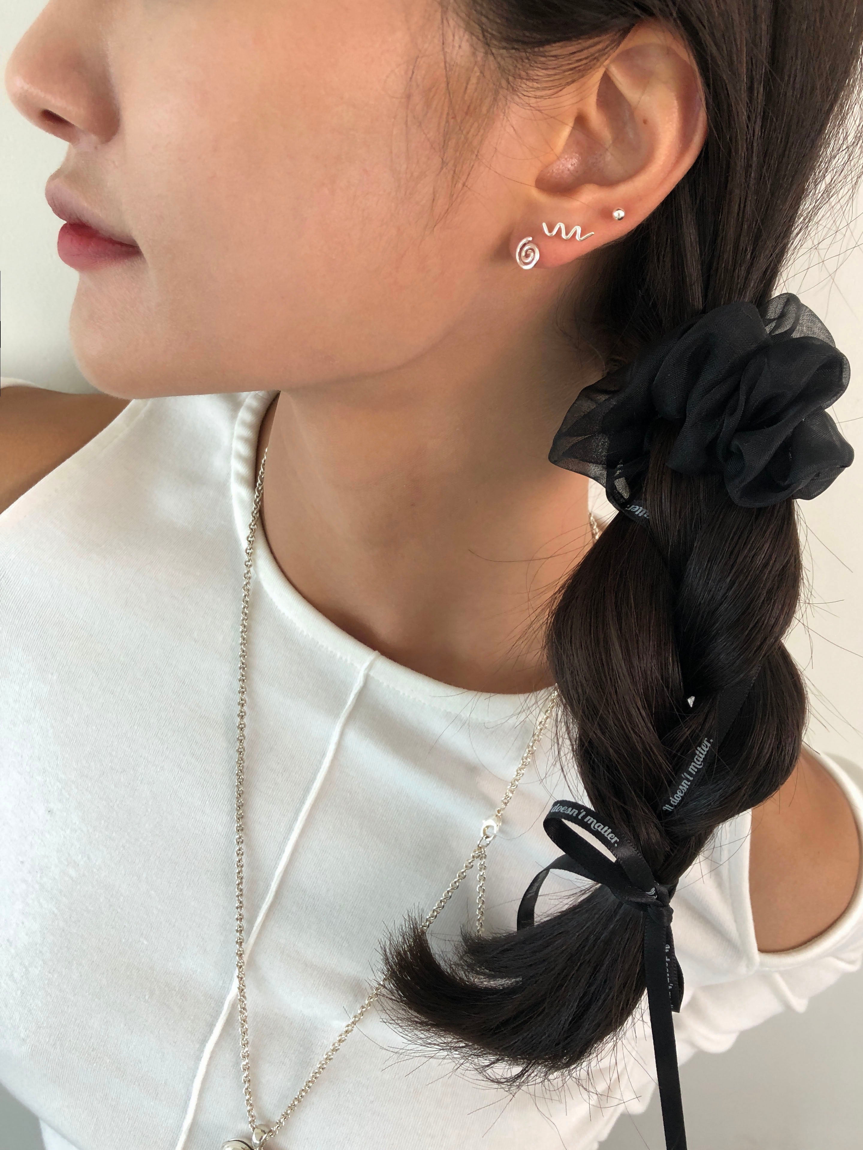 [Organza] Mizz ribbon scrunchie (Black) 