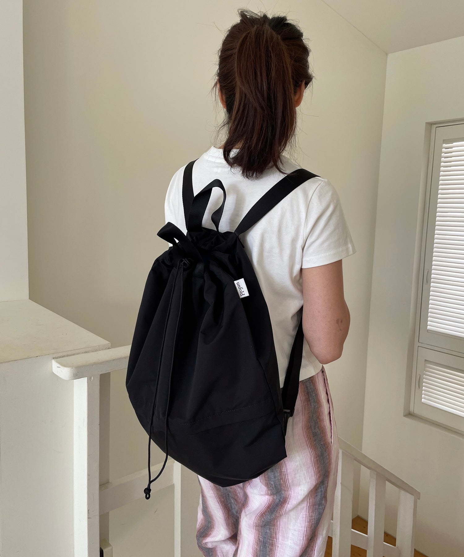 String backpack (Black)