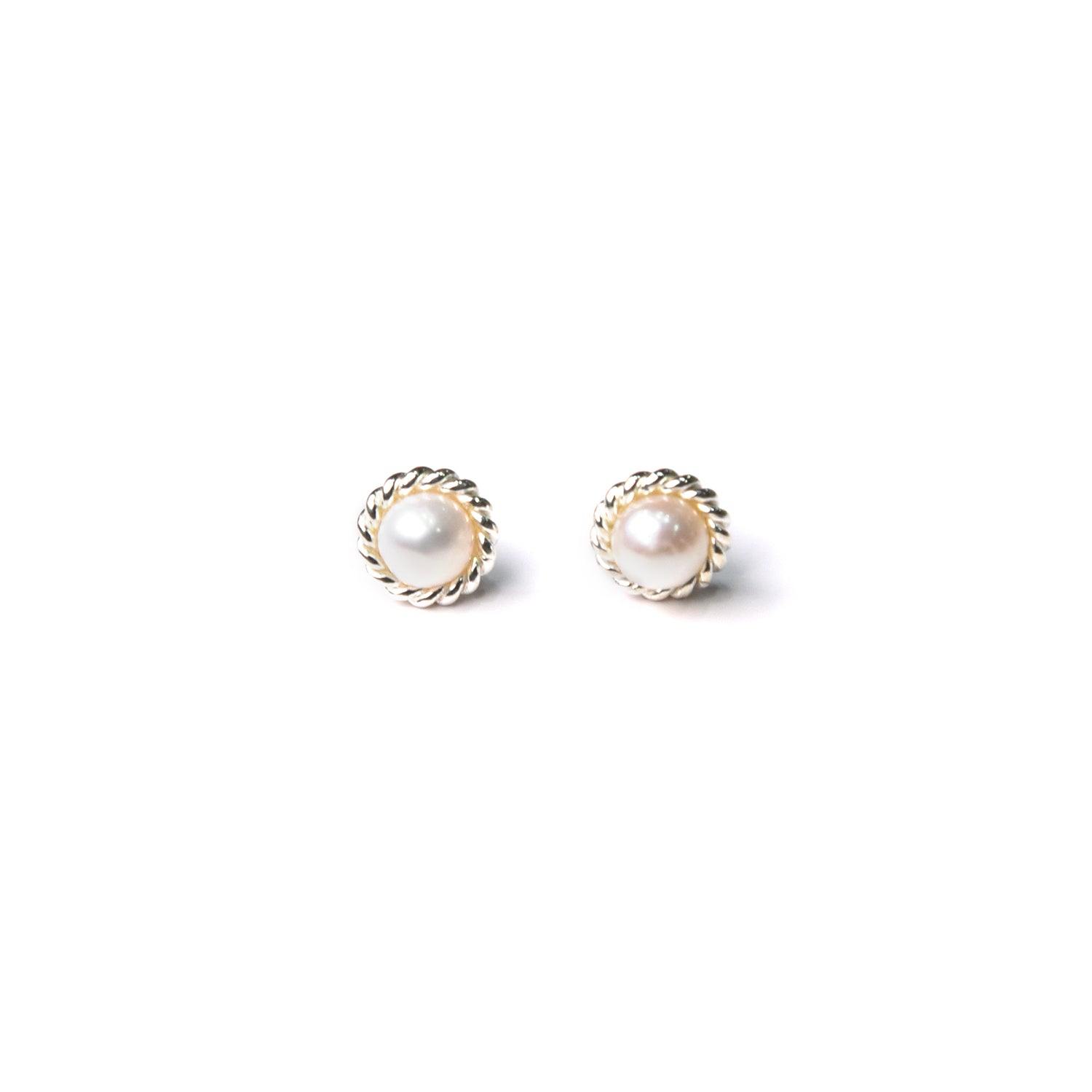 mini line pearl earring