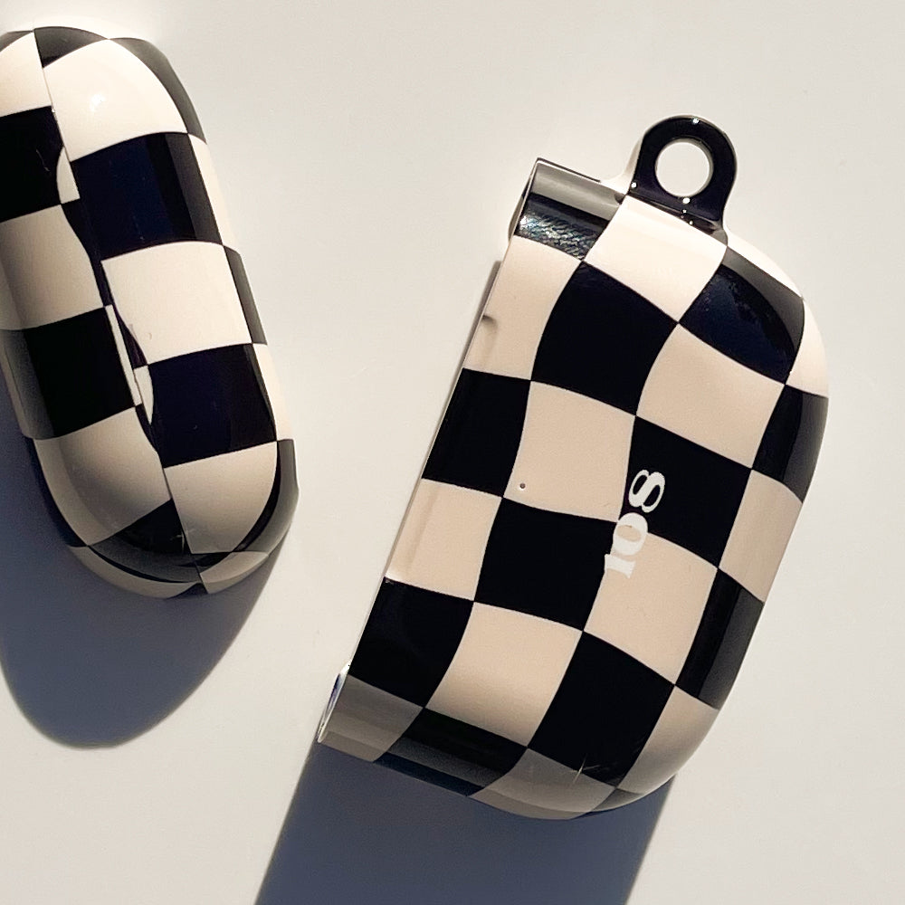 [AirPods] 108 CHECKER BOARD_black beige(glossy-hard)