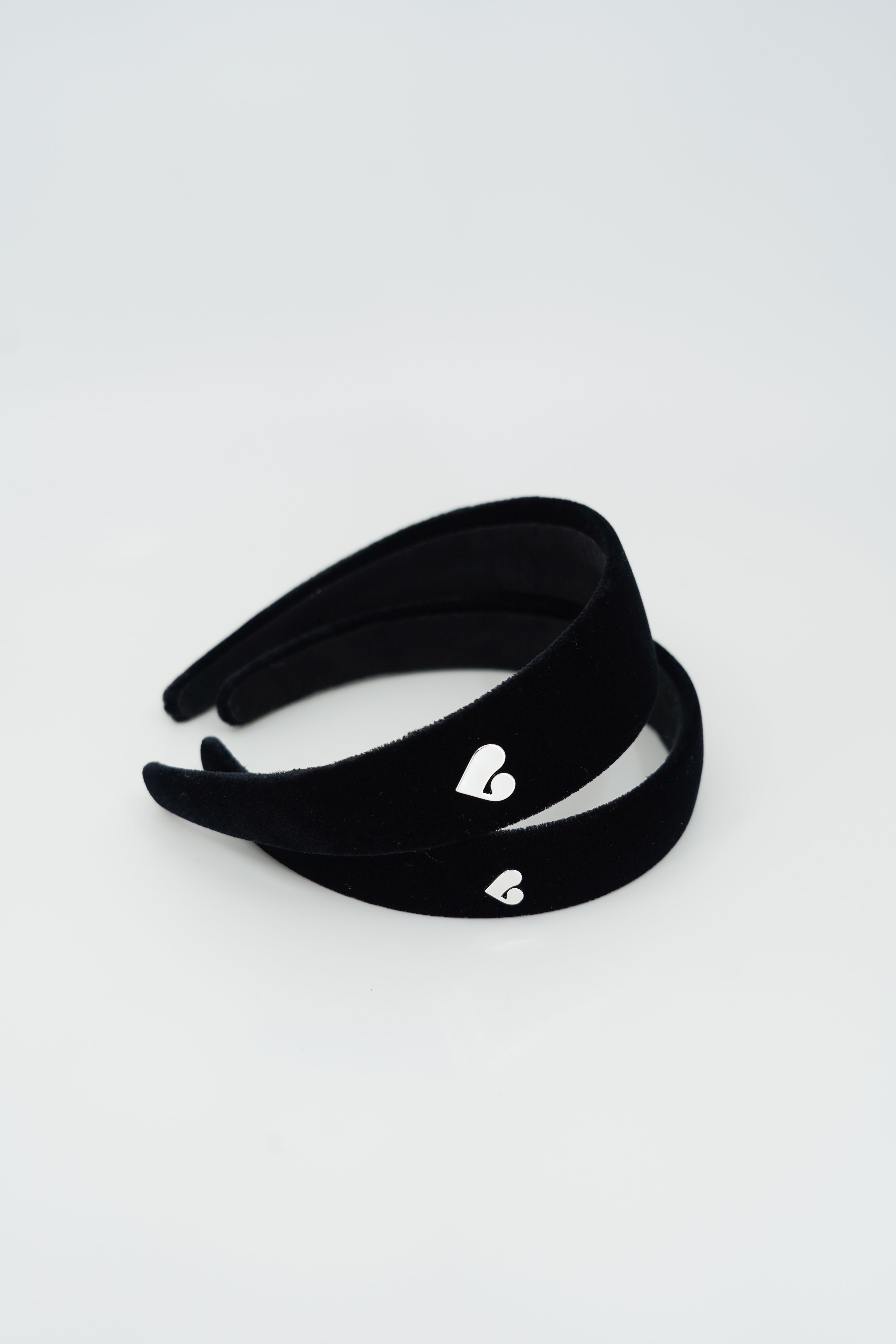 Heart symbol velvet hair band (L)