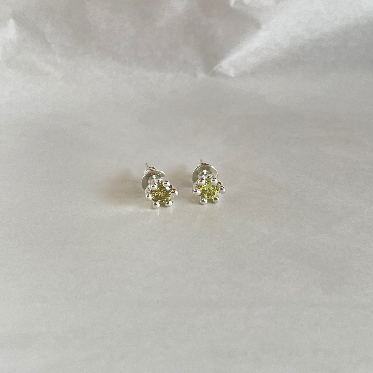 mini mushroom earring peridot