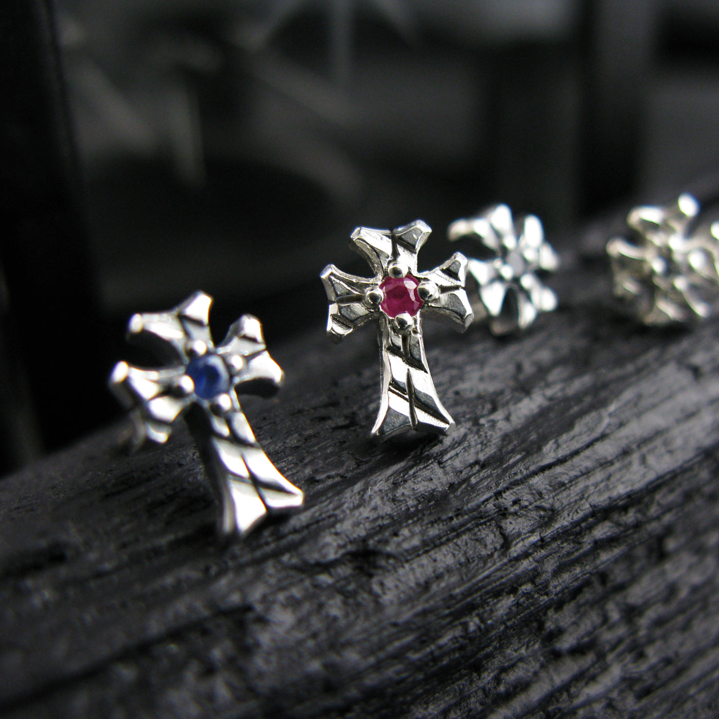 Shiny Cross-S2 Gemstone silver stud earring