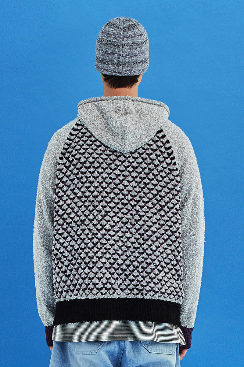 EMBOSSING CLOVER KNIT ZIP-UP HOODIE / GREY