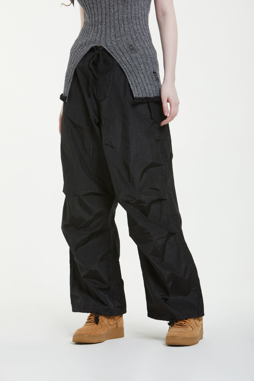 PARACHUTE PANTS