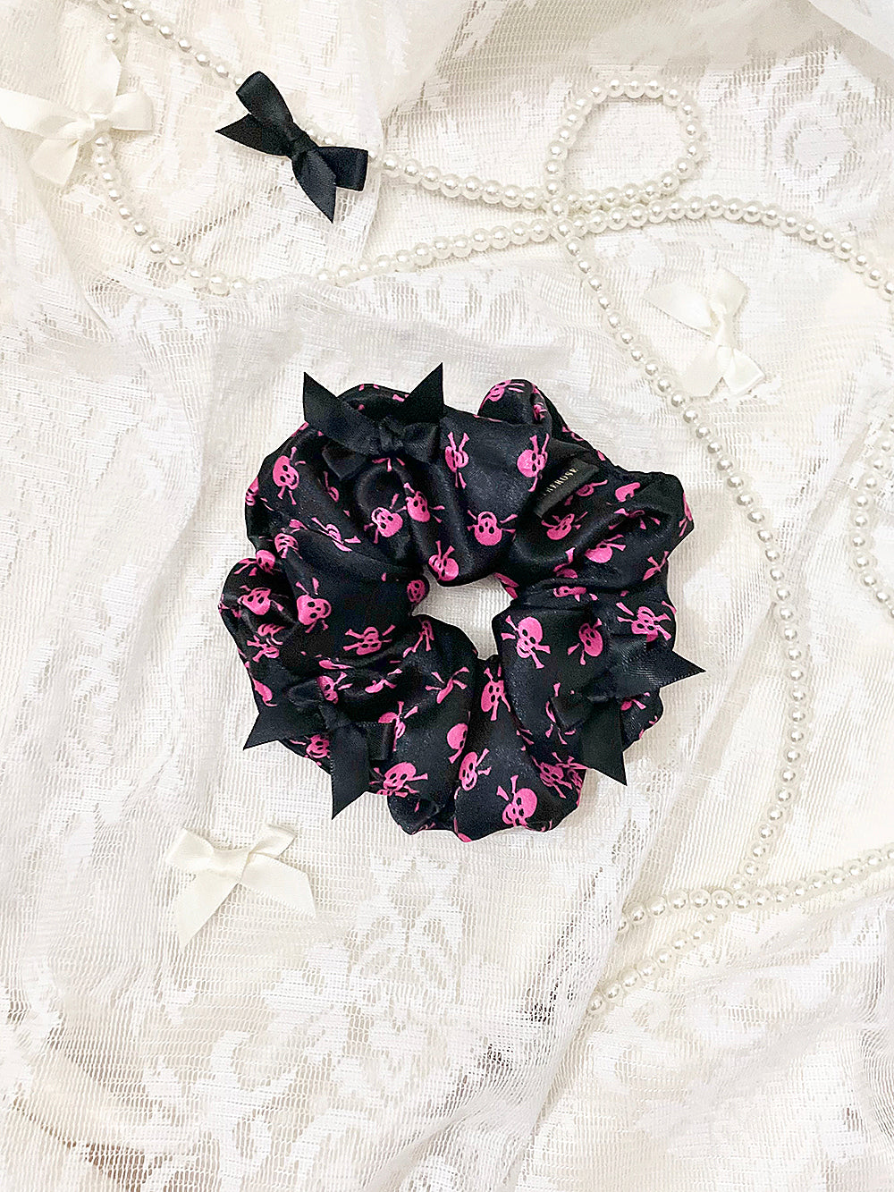 Shocking Pink Ribbon Satin Scrunchie (2Type)