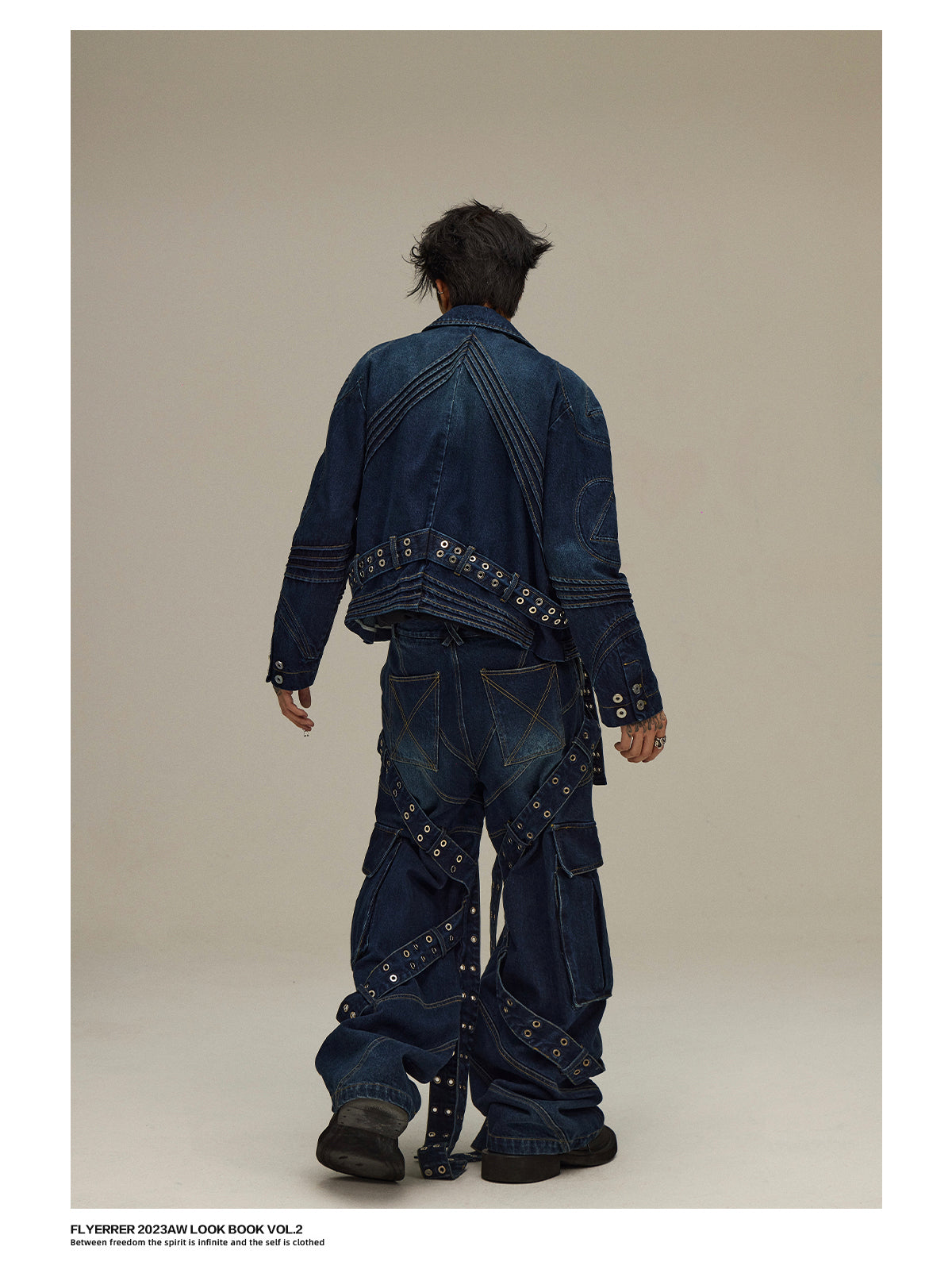 heavy-duty pleated stitching hardware drape jeans