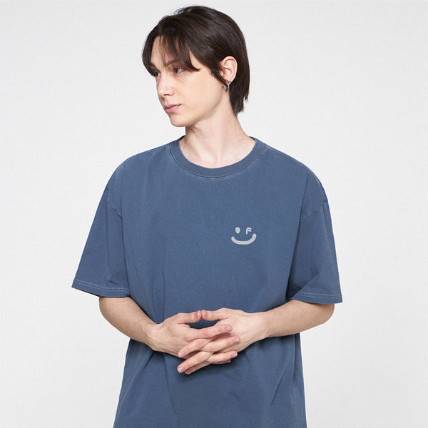 スモールドローイングスマイルピグメントショートスリーブTシャツ