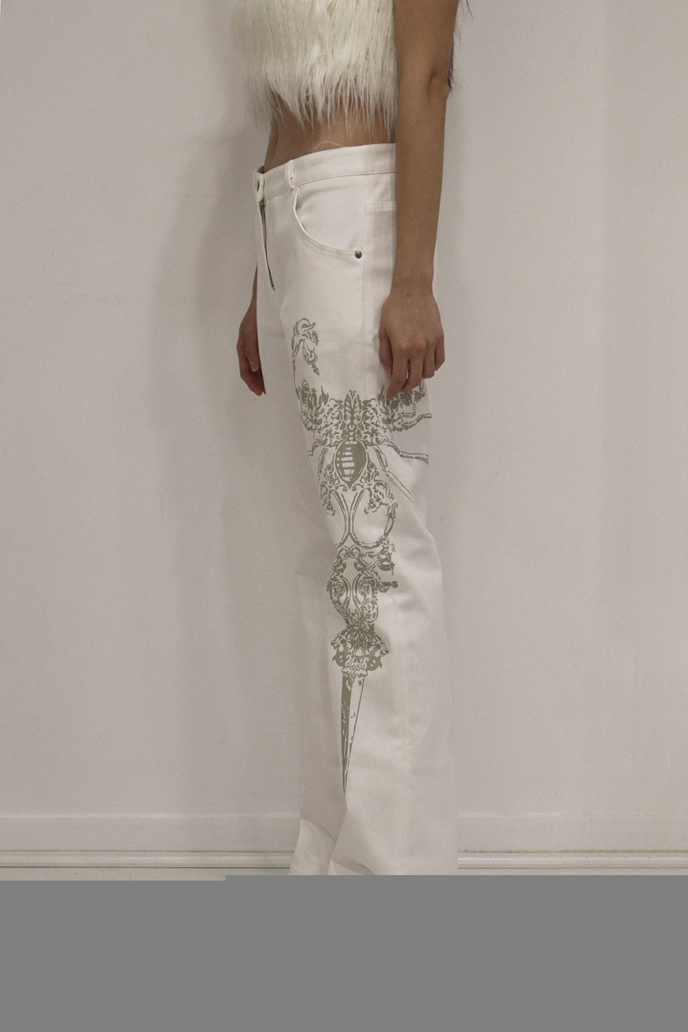 SCORPION LOW WAIST PANTS [WHITE]