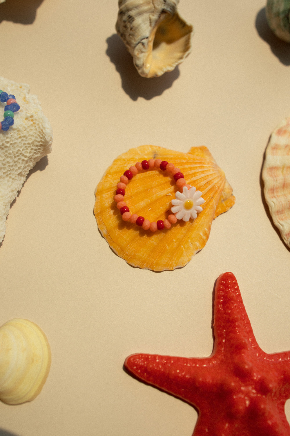 Sunny flower bead ring