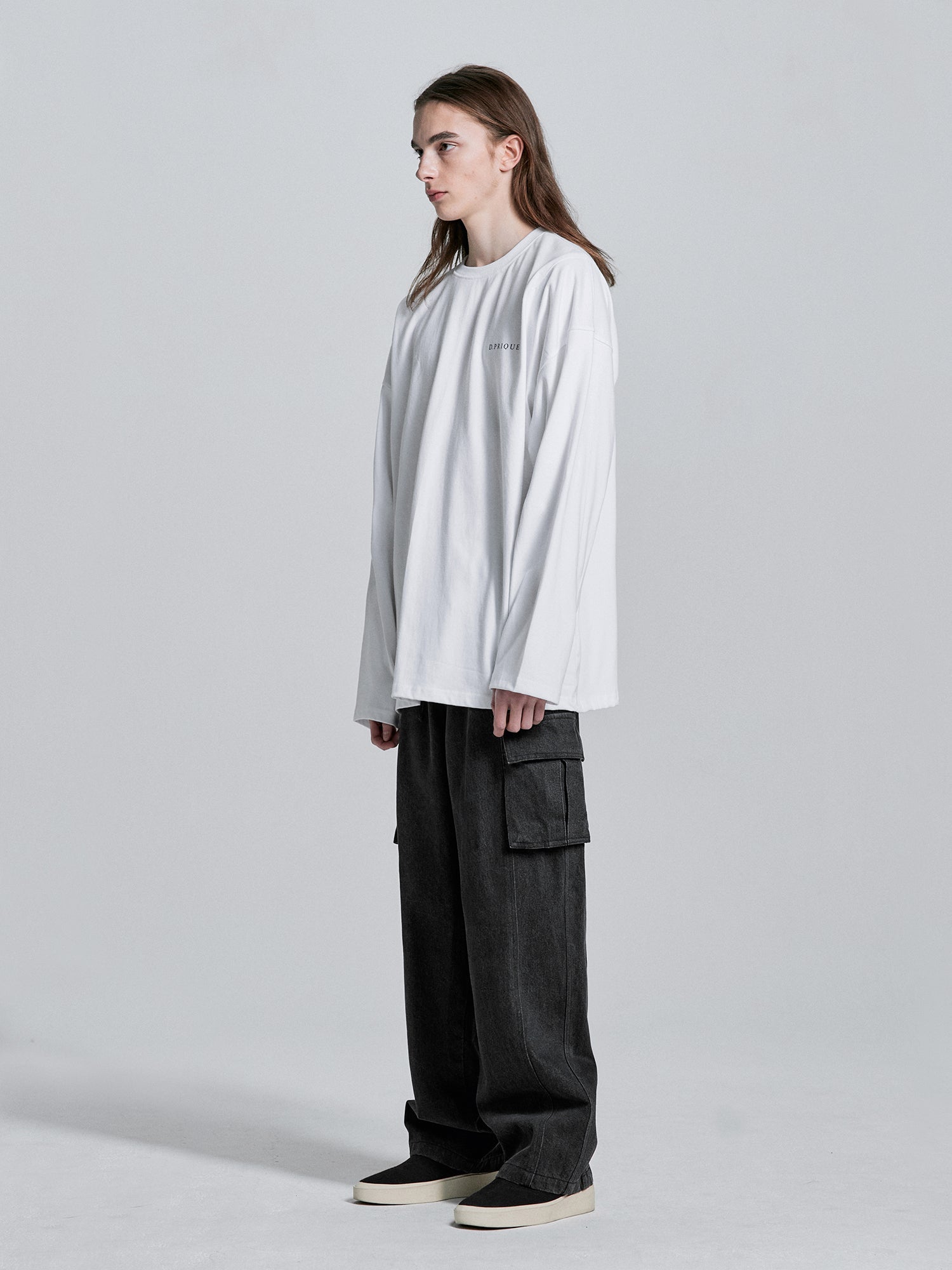 OVERSIZED LONG SLEEVE T-SHIRT