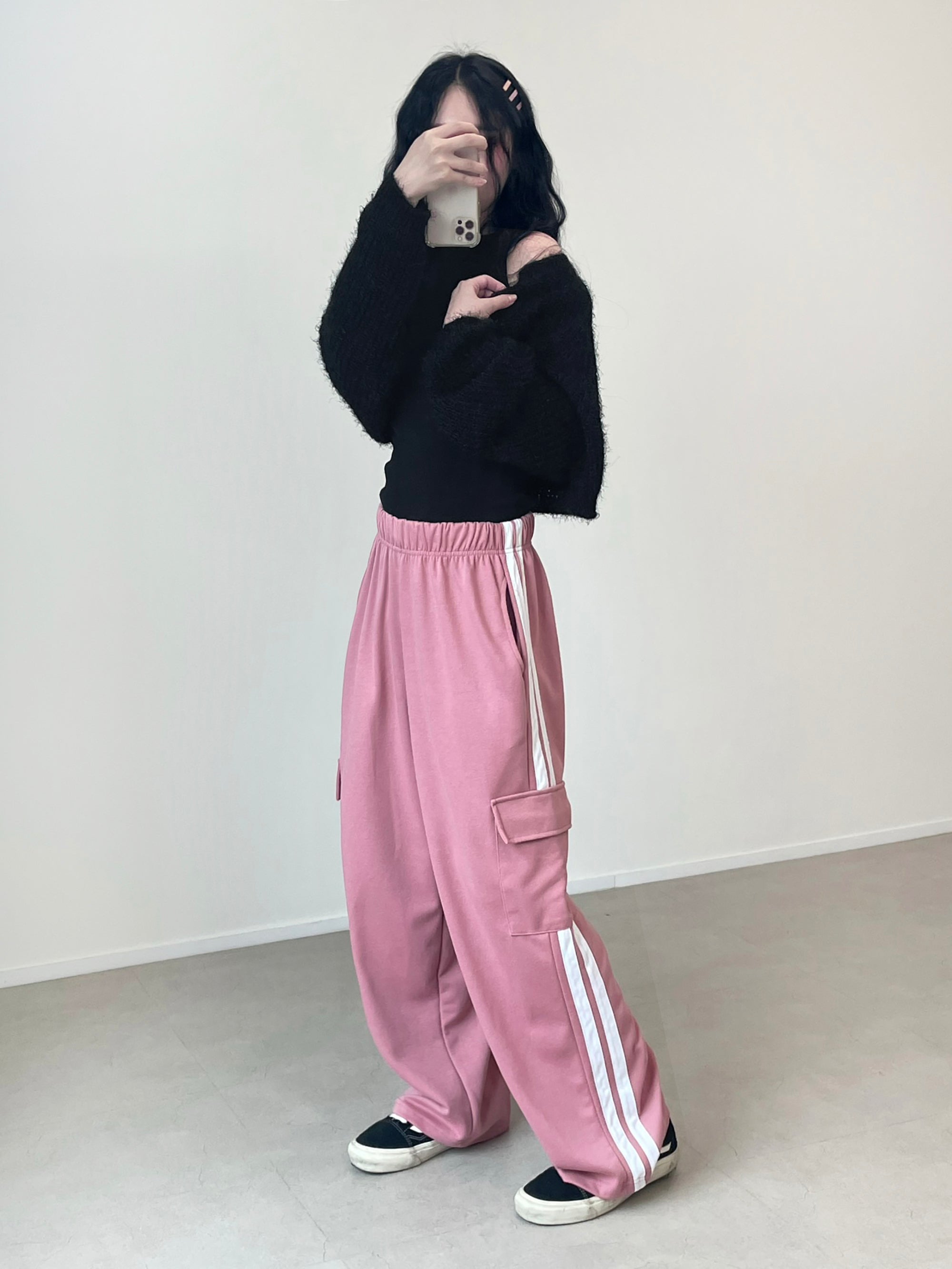 W LINE CARGO SWEAT Pants