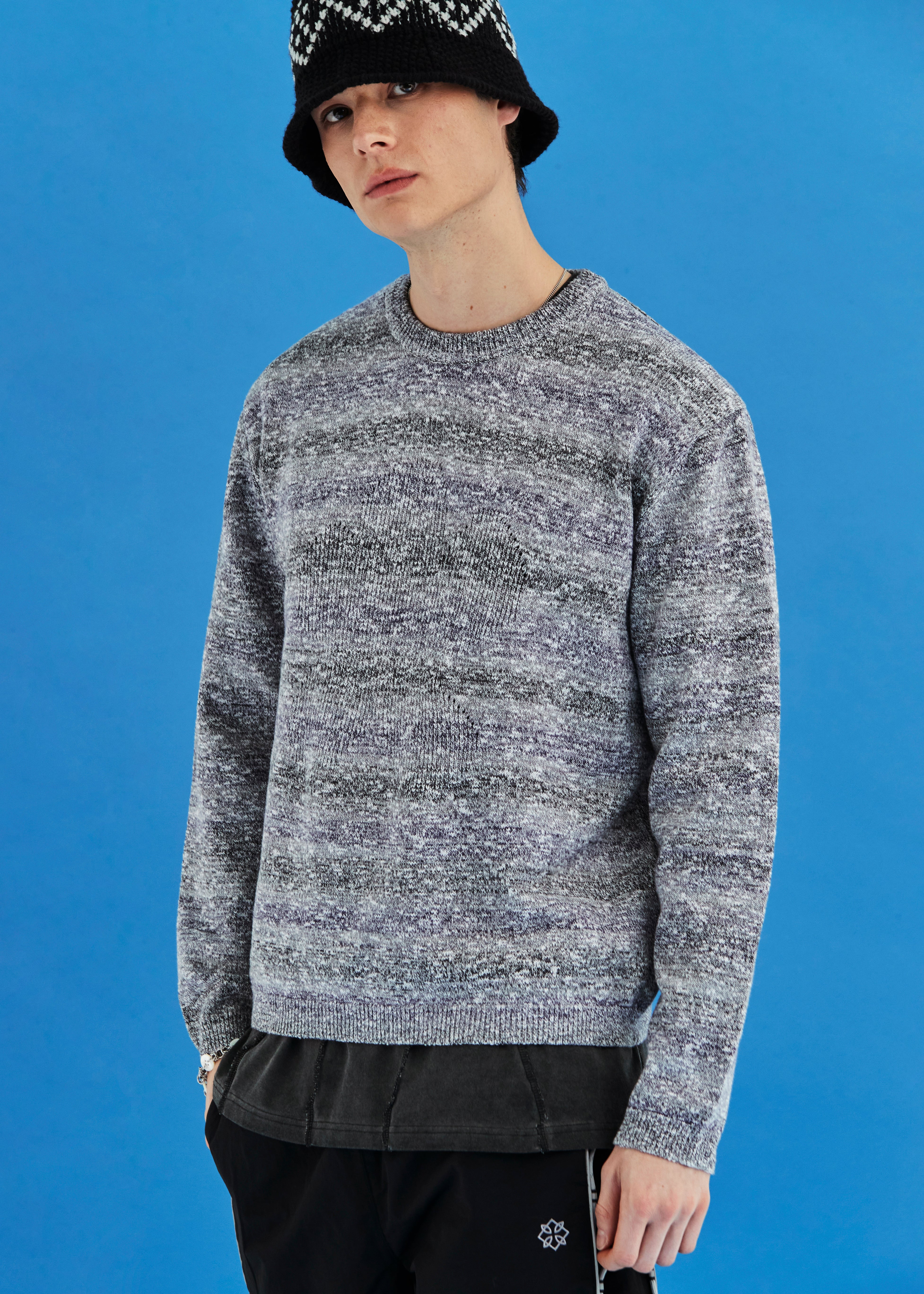 FLOWER GRADATION STRIPE KNIT / GREY