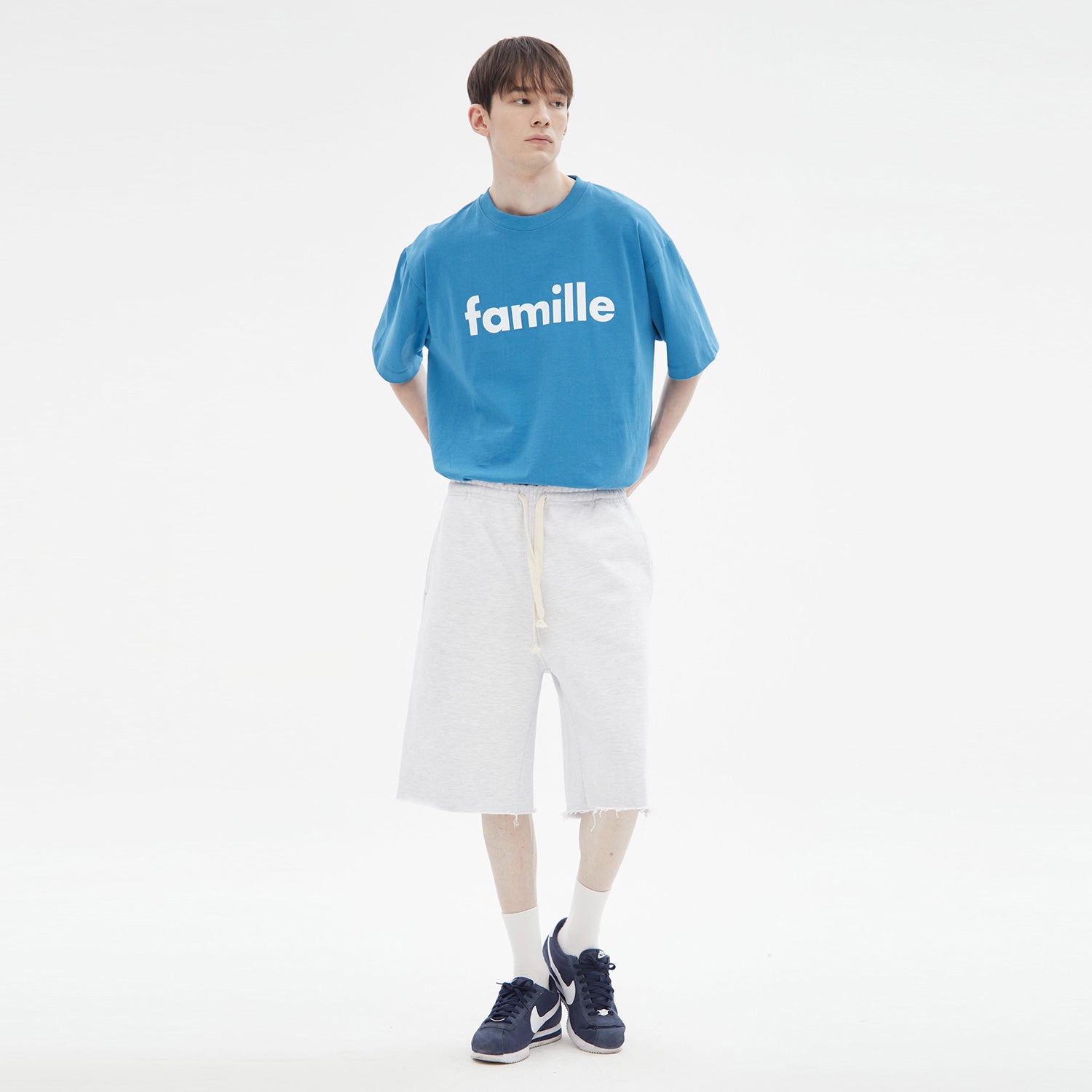 FAMILLE LOGO COTTON T-SHIRT(BLUE)