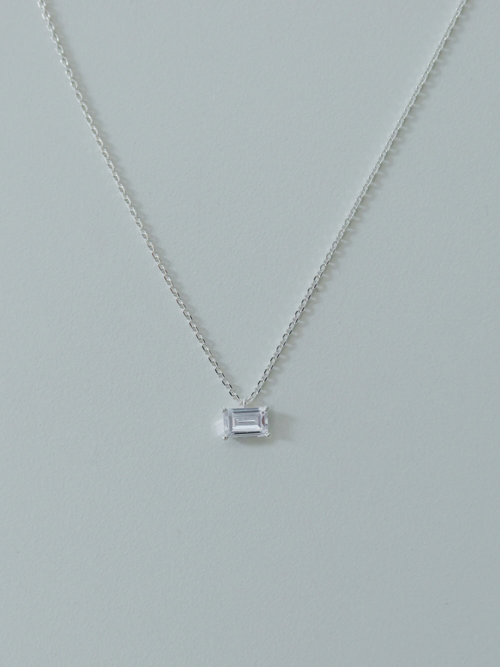 square necklace - white