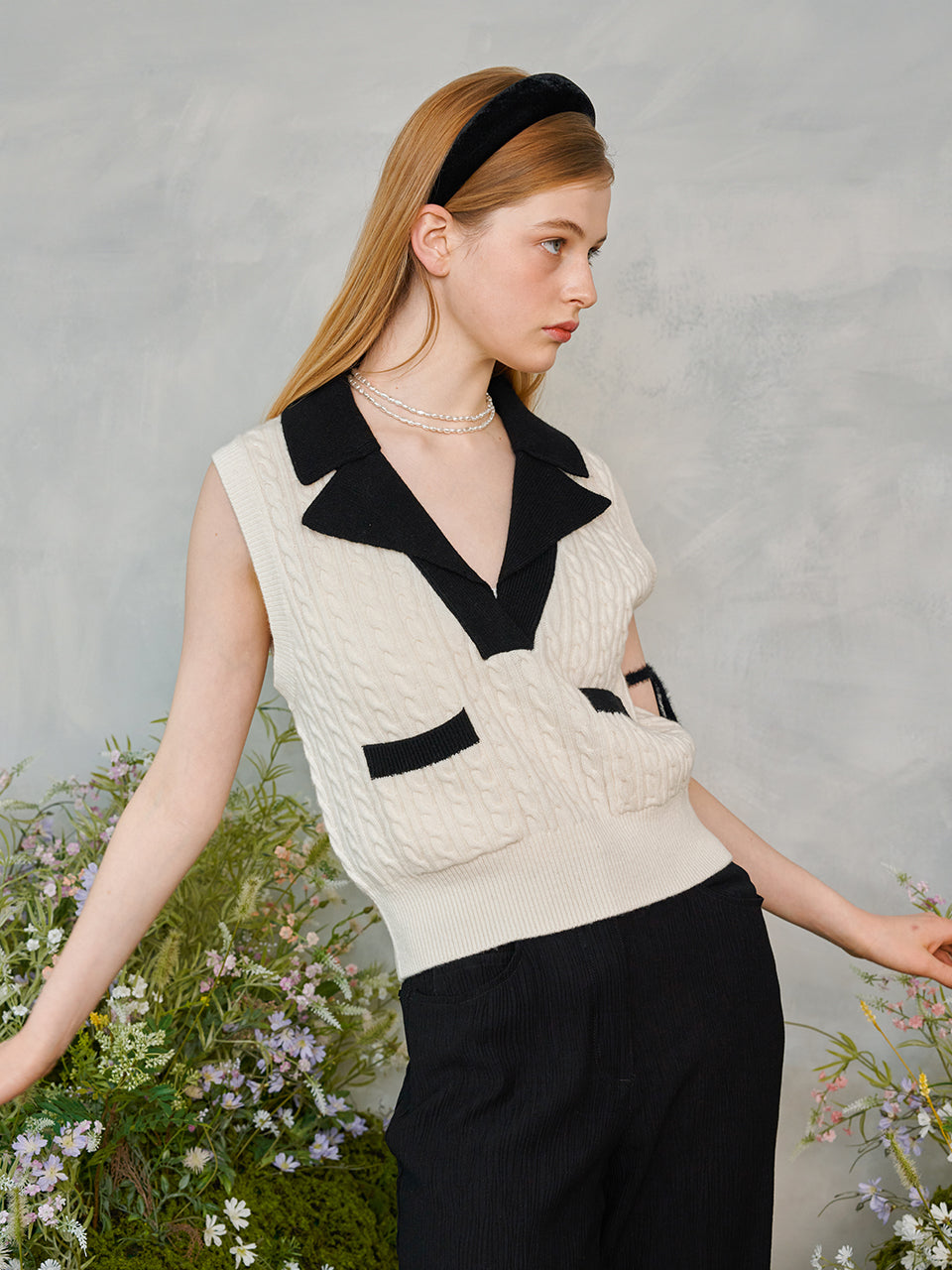 Double collar Cable Knit Vest