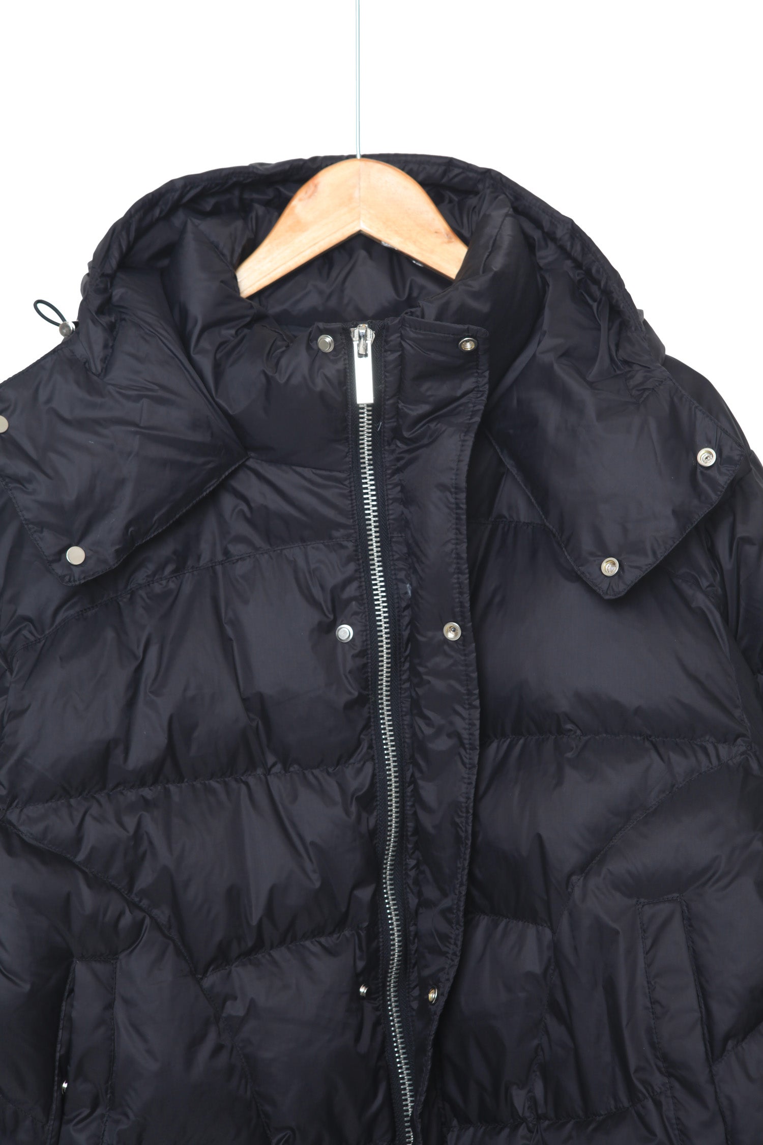 Minimal cropped hooded padded jacket