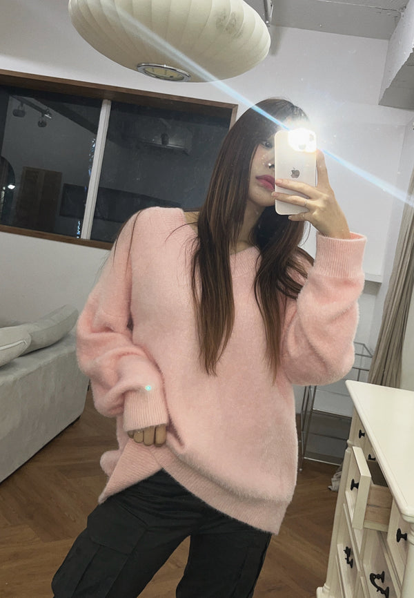 Milky pink angora loose fit knit