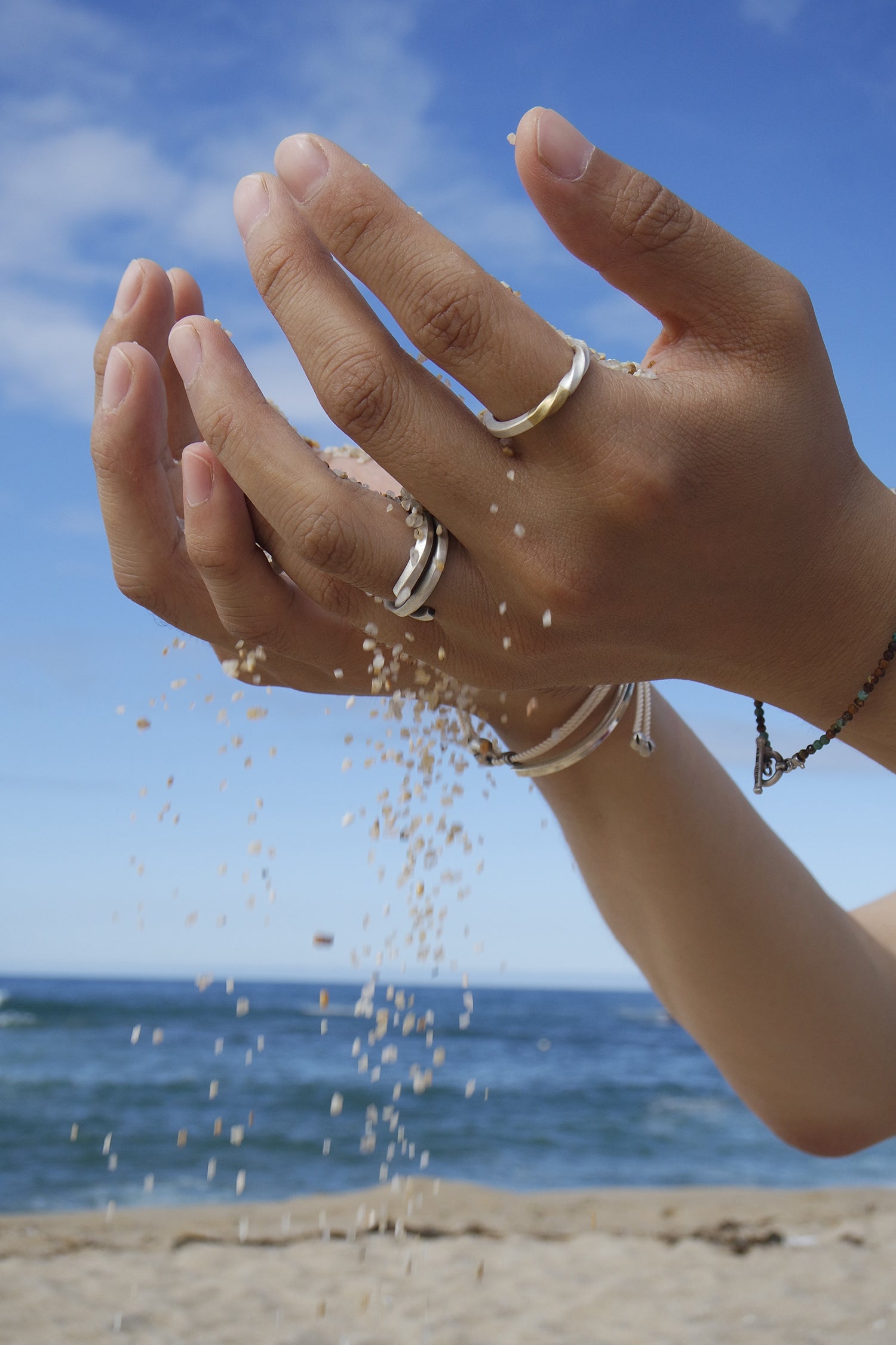 Wave marriage ring