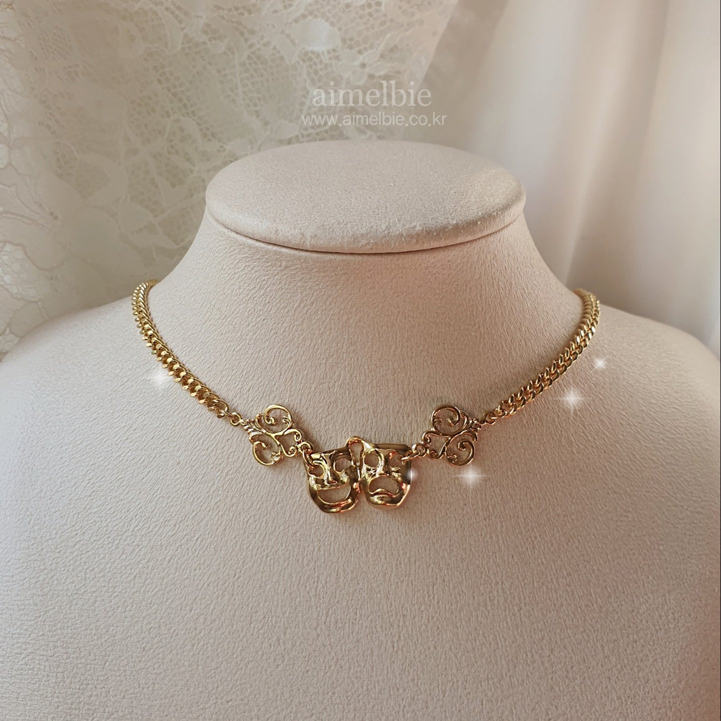 Theatre Mask Layered Necklace - Fancy version (Gold Color)