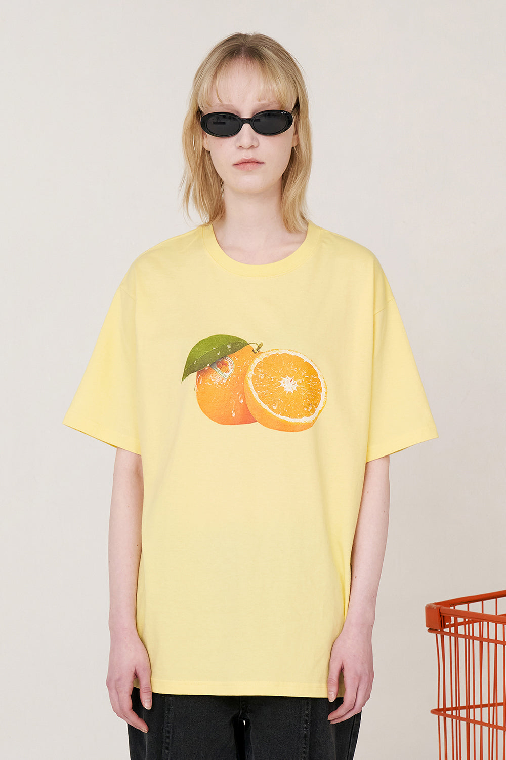 ORANGE T SHIRT